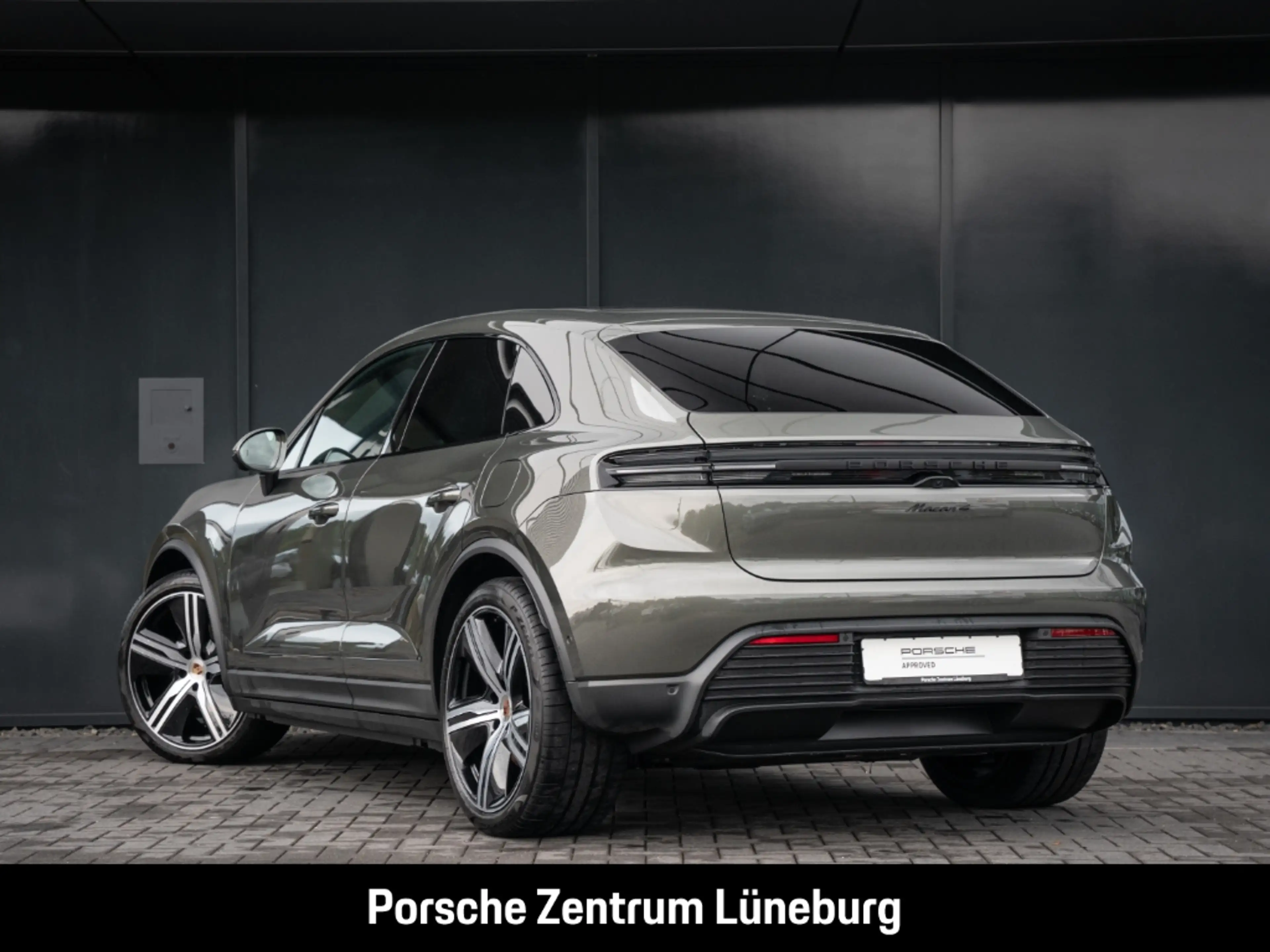 Porsche Macan 4 InnoDrive Surround-View BOSE LED-Matrix — photo 3