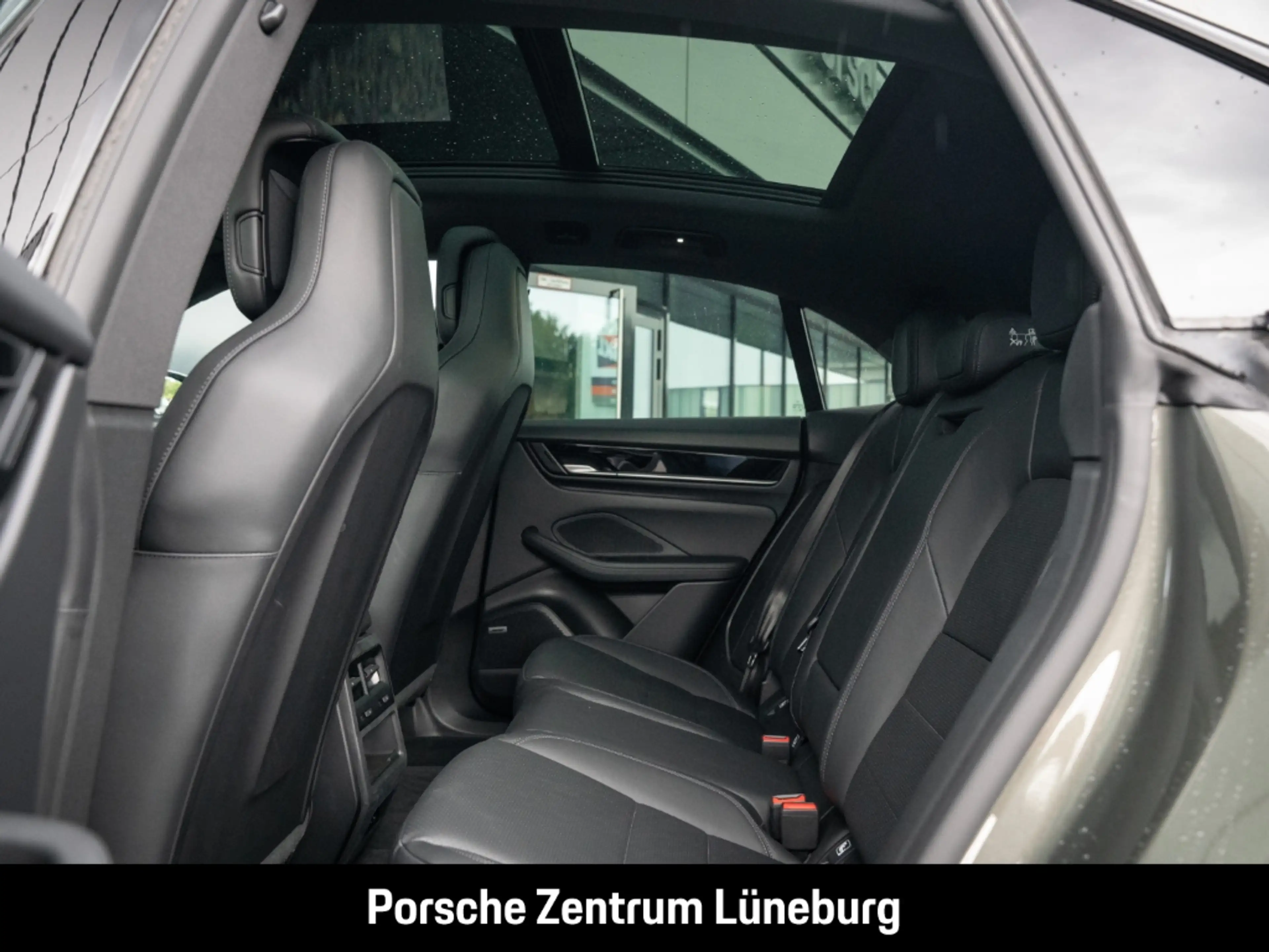 Porsche Macan 4 InnoDrive Surround-View BOSE LED-Matrix — photo 6