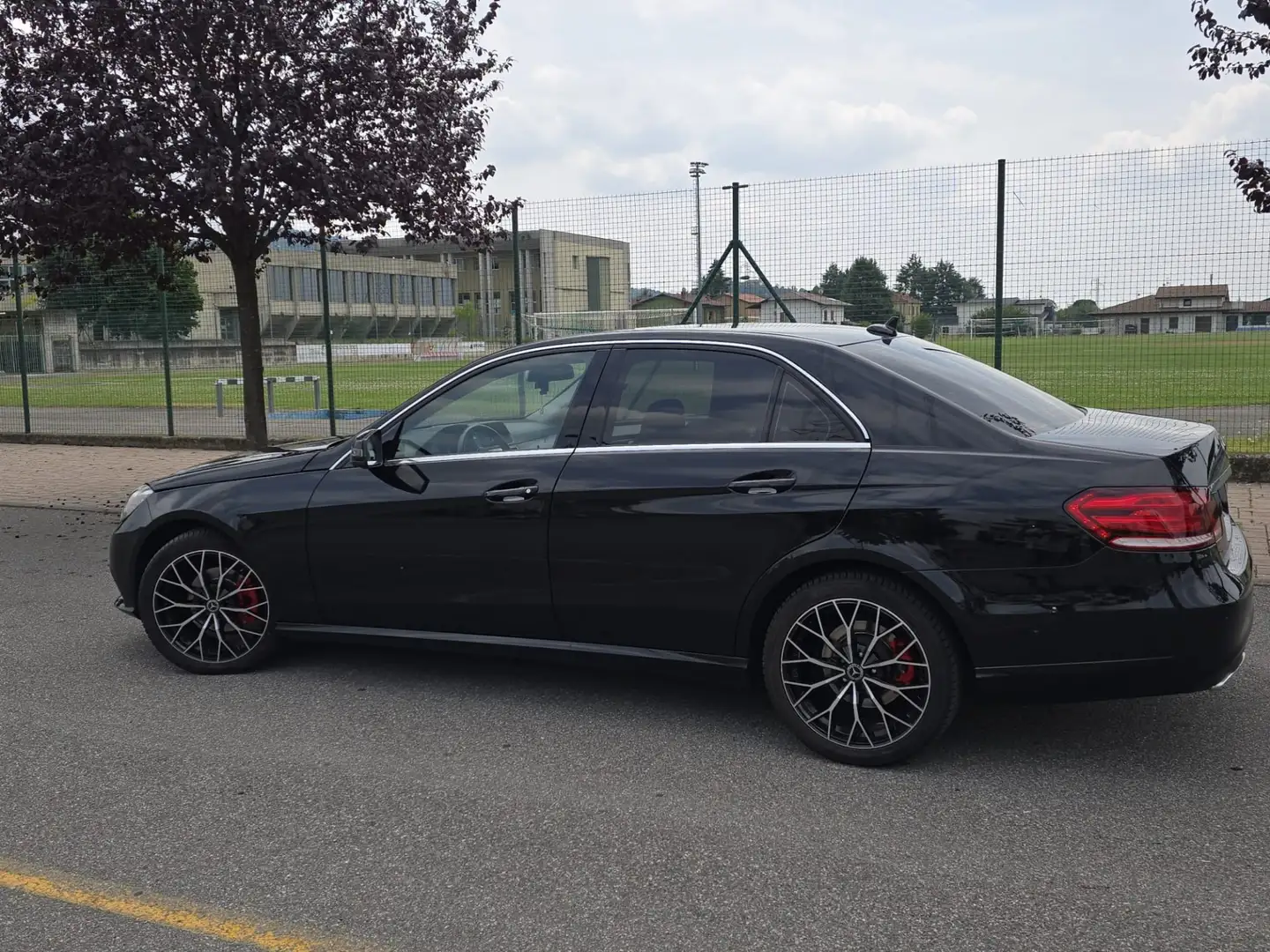 Mercedes-Benz E 200 bt Executive auto - 2