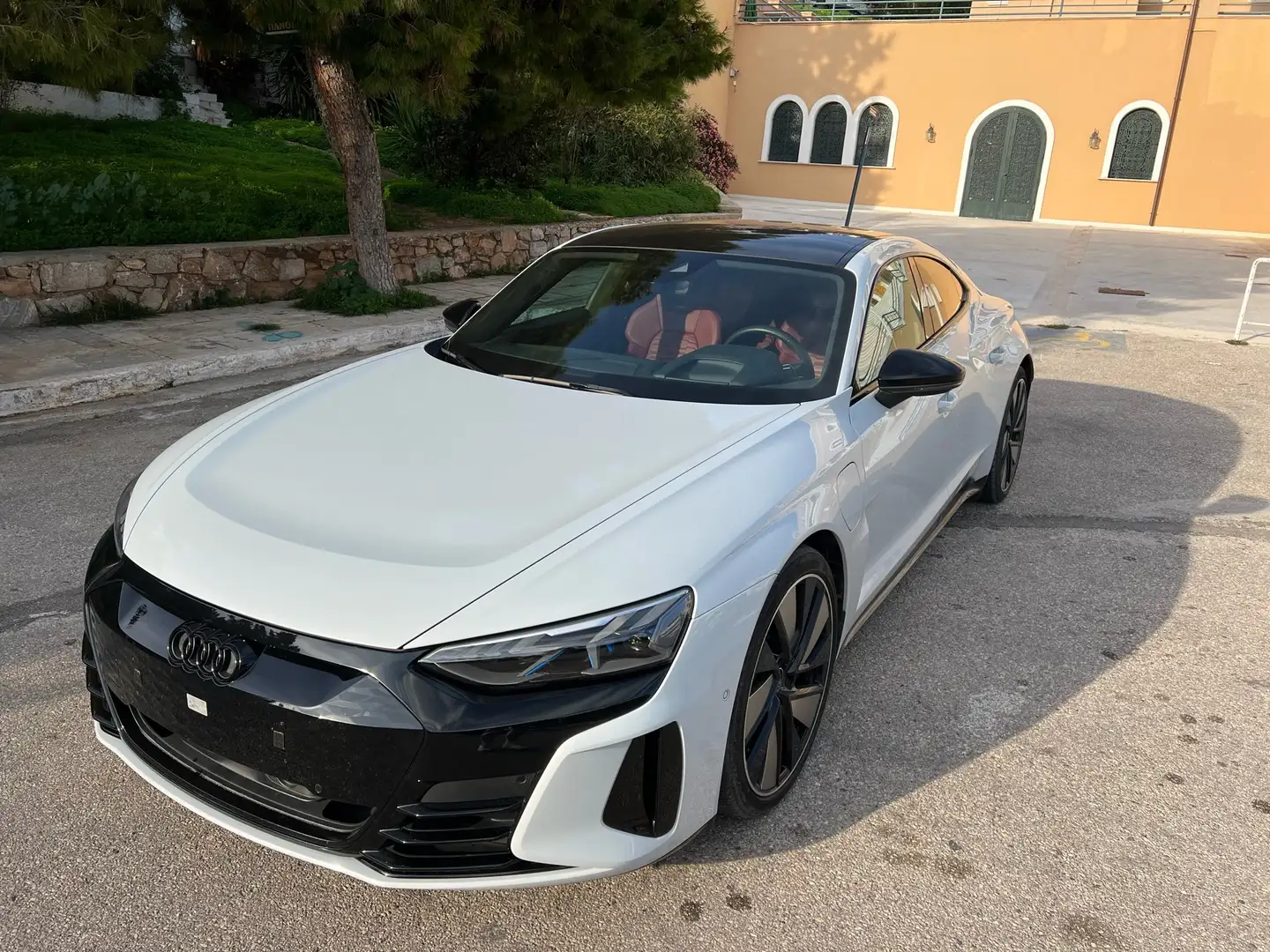 Audi e-tron GT RS quattro (FULL EXTRA) - 1