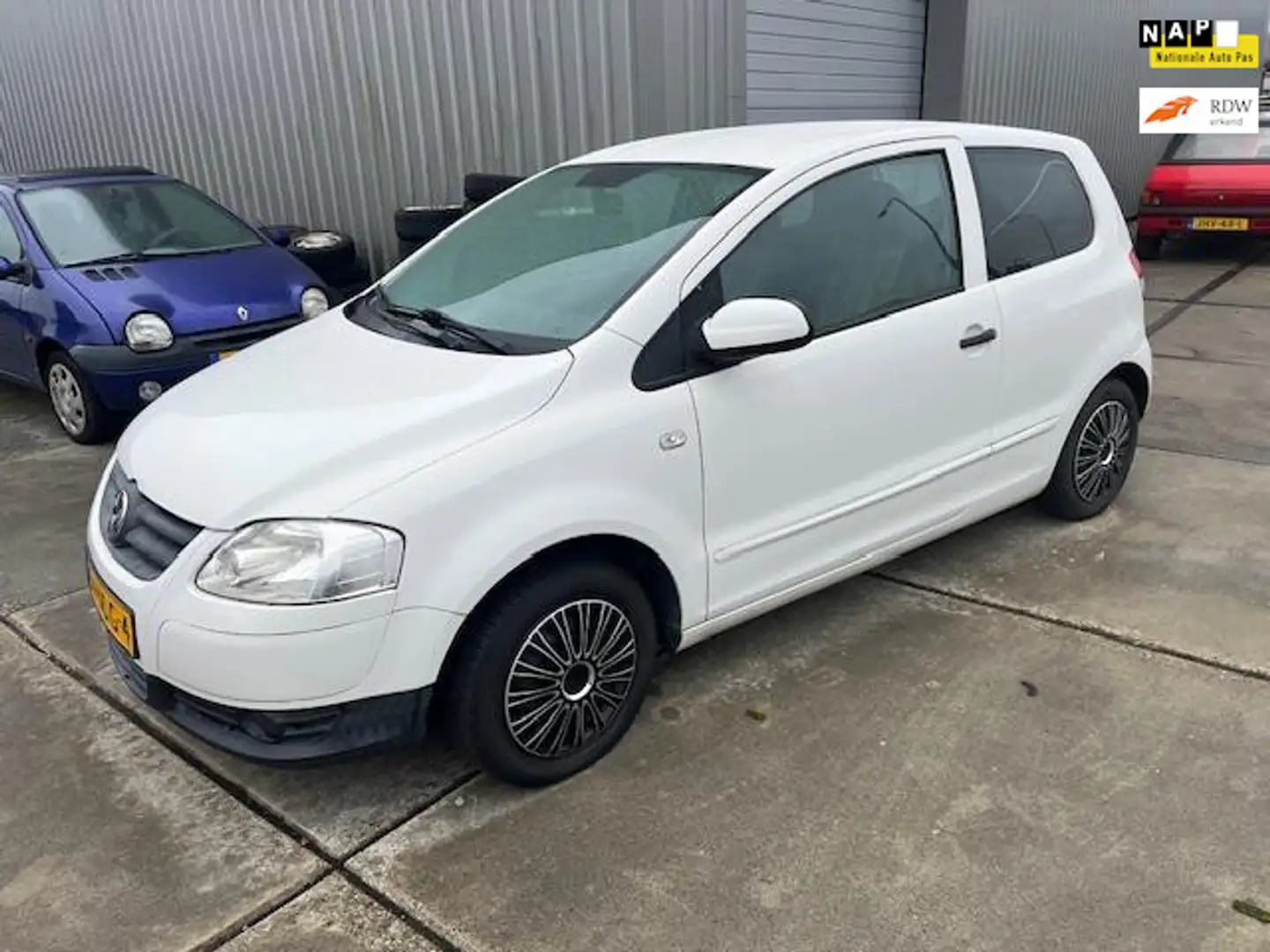 Volkswagen Fox 1.4 Trendline-BENZINE -CNG GAS Wit - 1