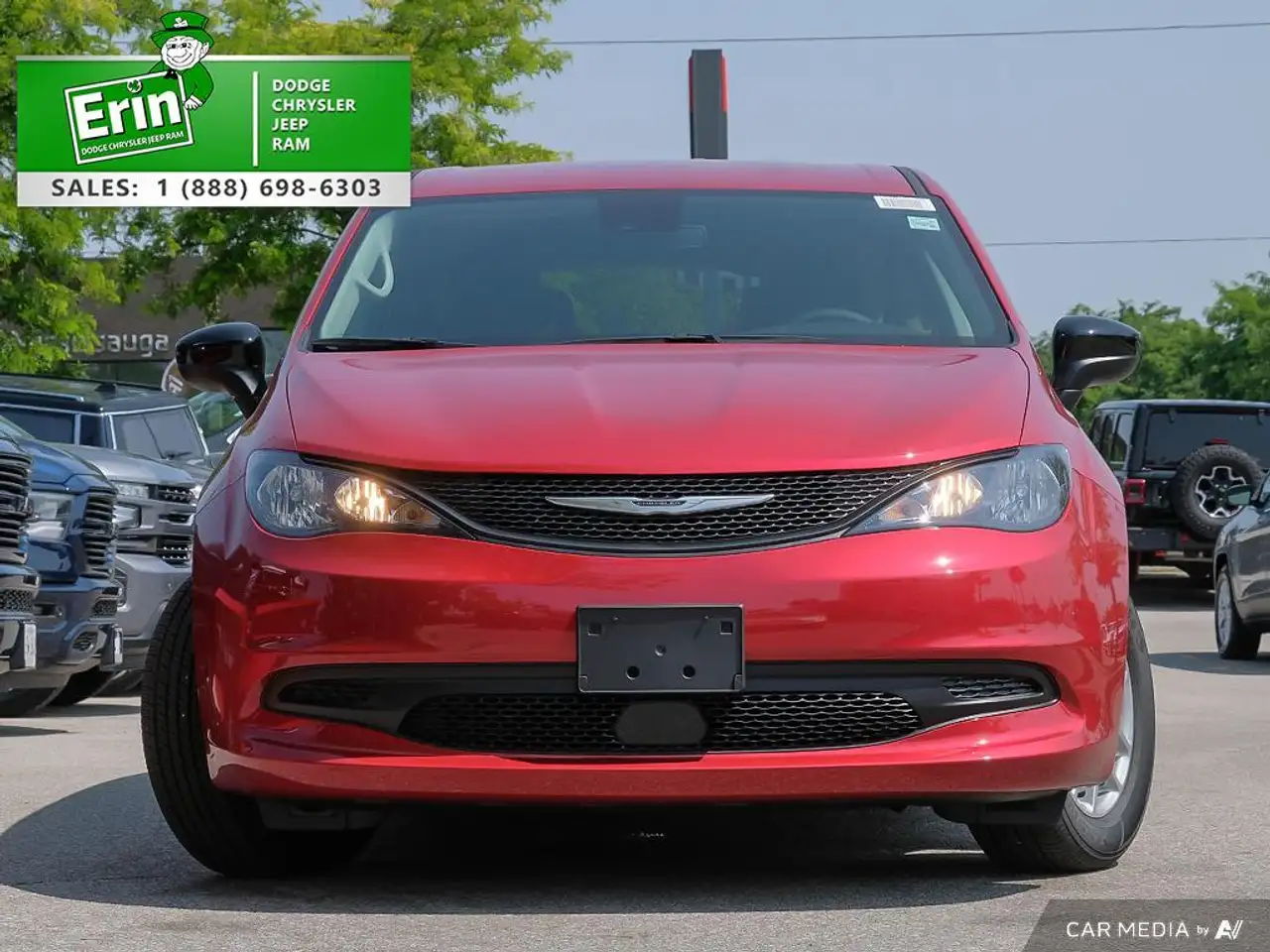 Chrysler Grand Caravan снимка Chrysler Grand Caravan