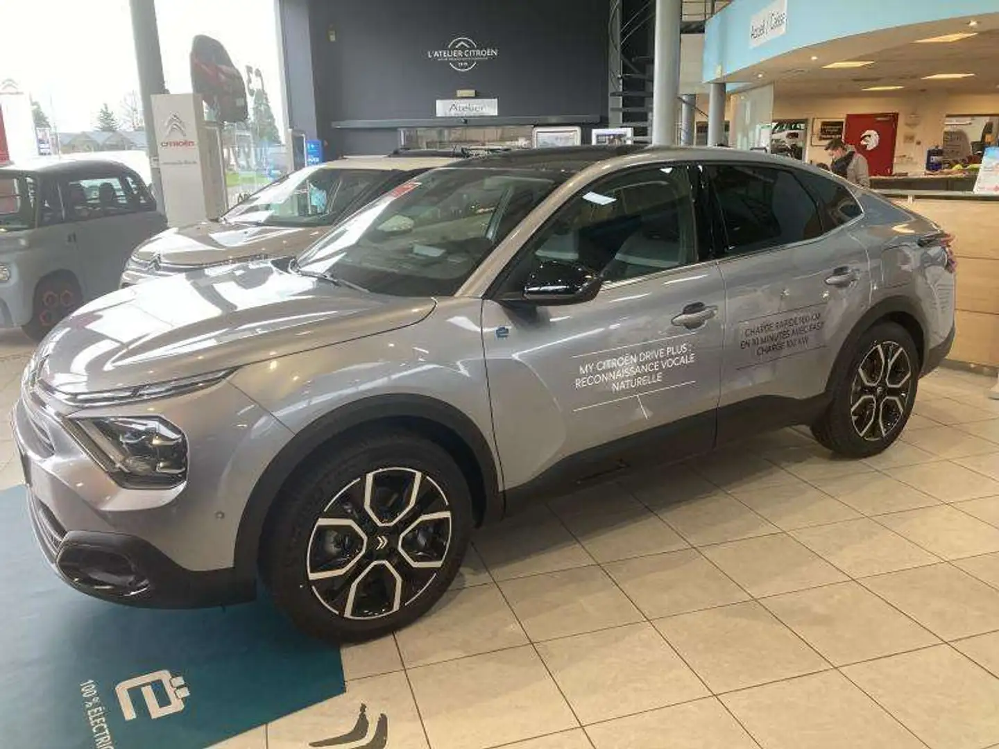 Citroen E-C4 X SHINE PACK Gris - 1