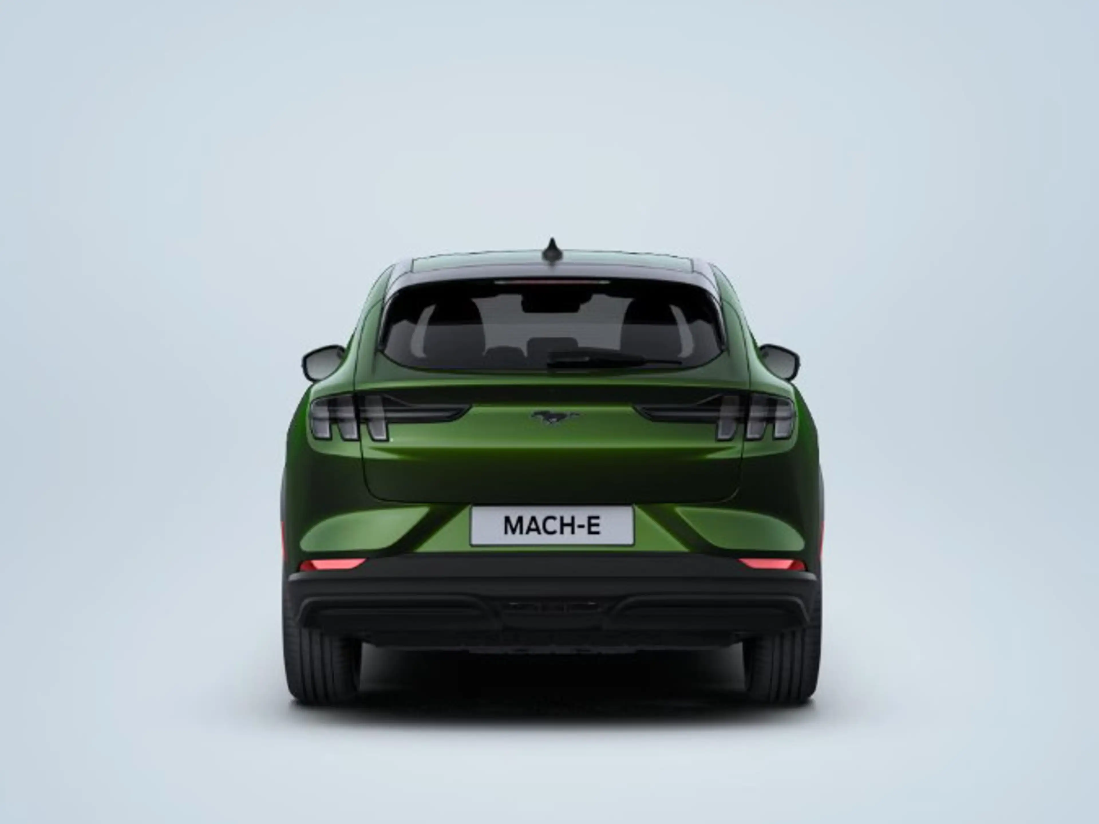 Ford Mustang Mach-E Standard RWD 73 kWh — photo 5