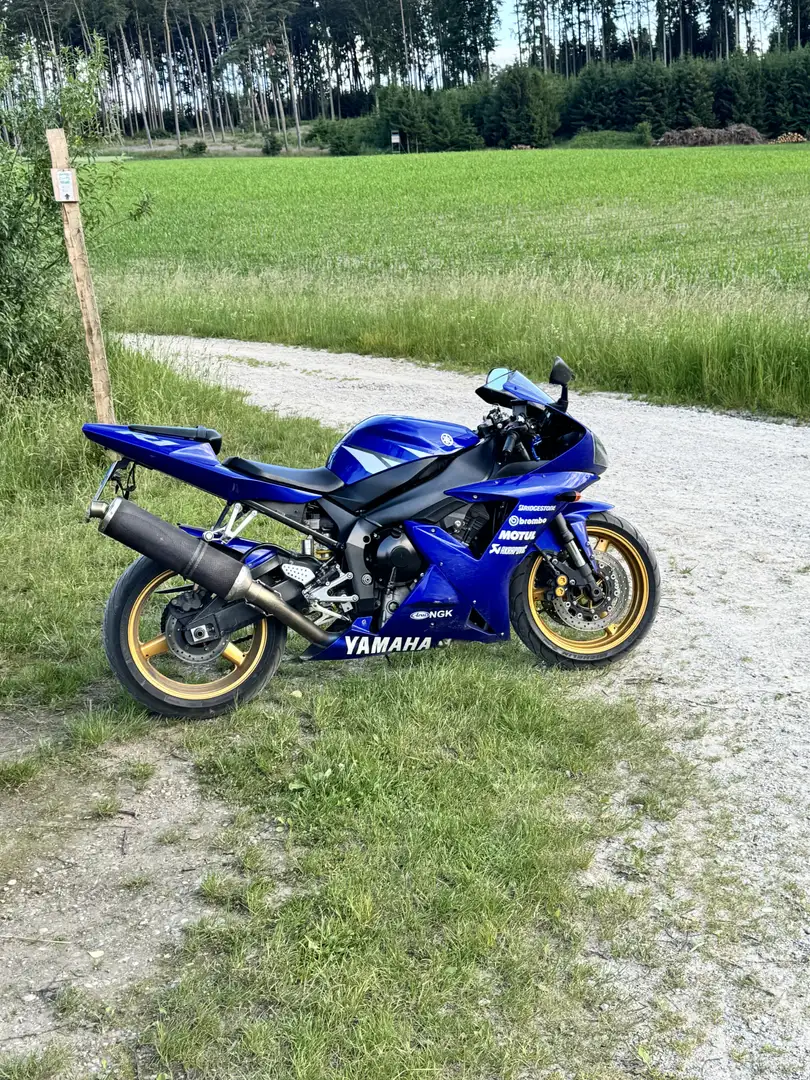 Yamaha YZF-R1 Bleu - 1