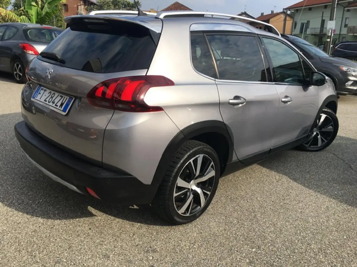 Peugeot 2008 1.2 130cv Allure Argent - 2