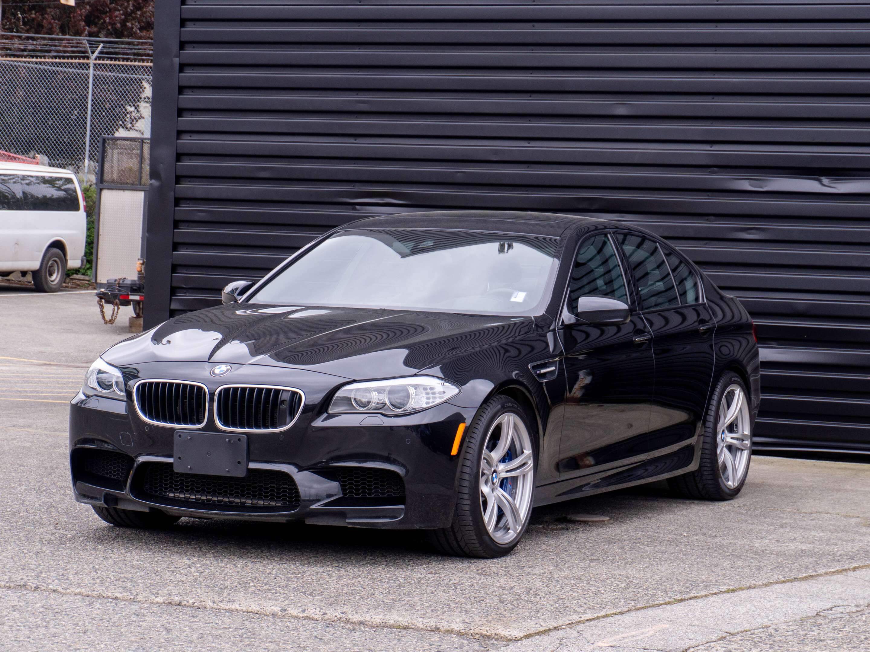 2013 BMW M5 RWD