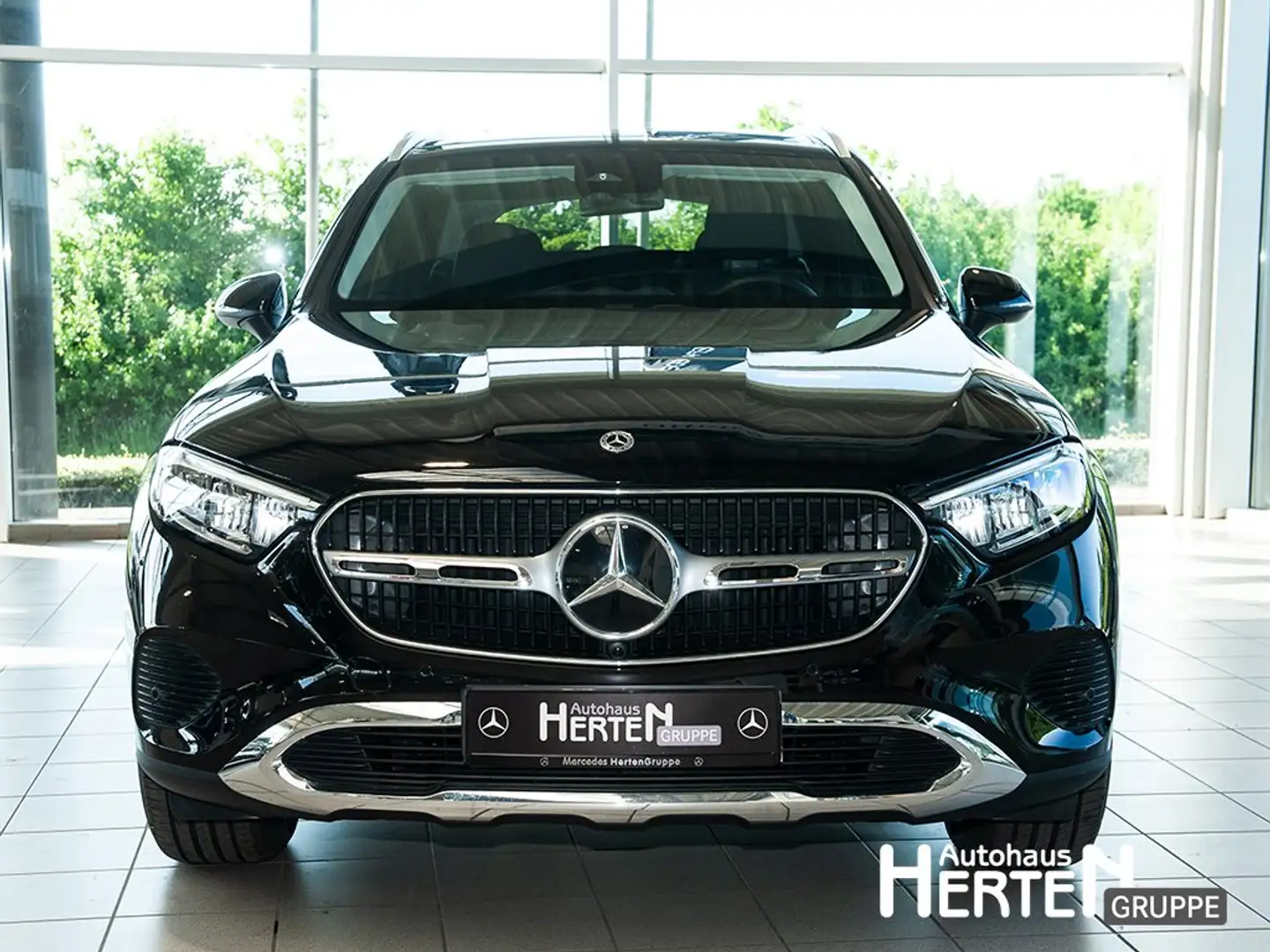 Mercedes-Benz GLC 200 4M+AVANTGARDE+PANO+LED+MEMORY+AMBIENTE+ Schwarz - 2