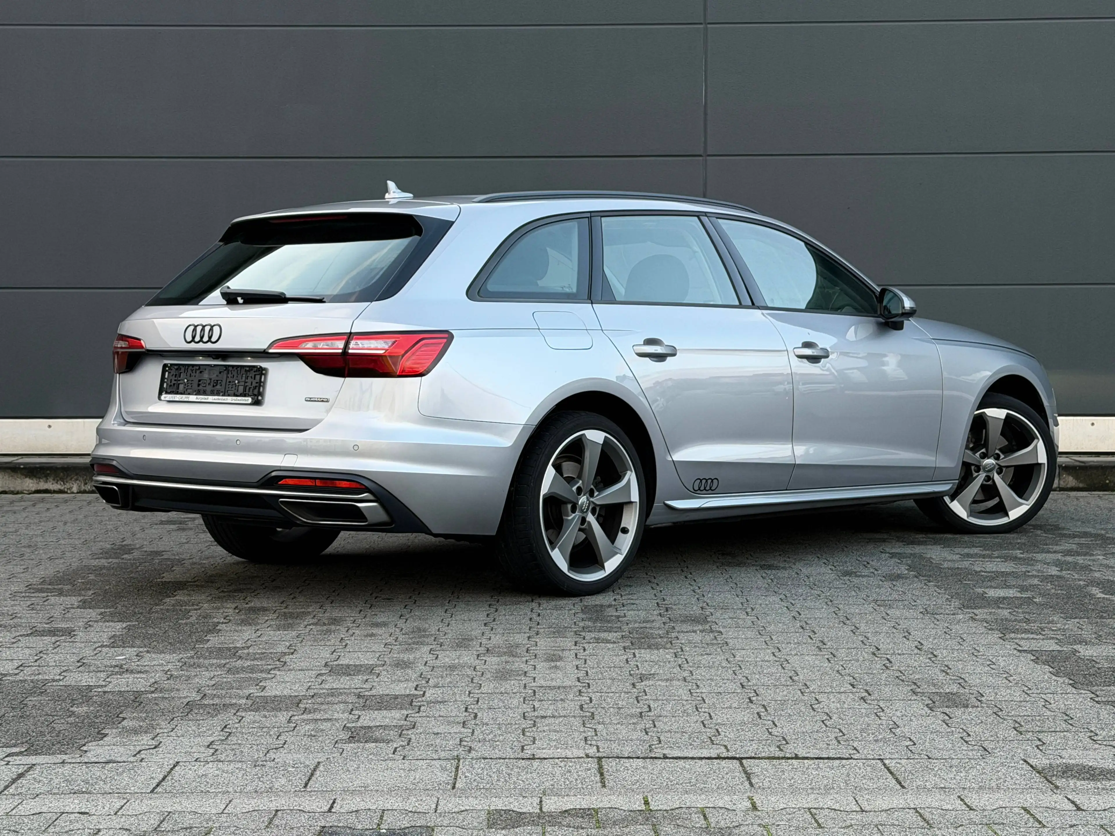 Audi A4 40 TDI quattro S line Rotor Head Up Rkam 2. Hand Top Zustand — photo 2
