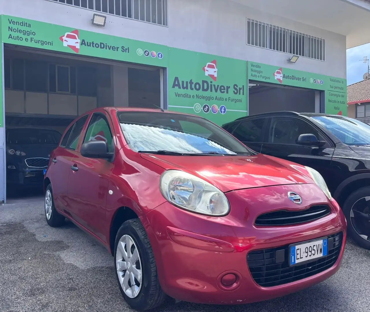 Nissan Micra 5p 1.2 Comfort Rosso - 1