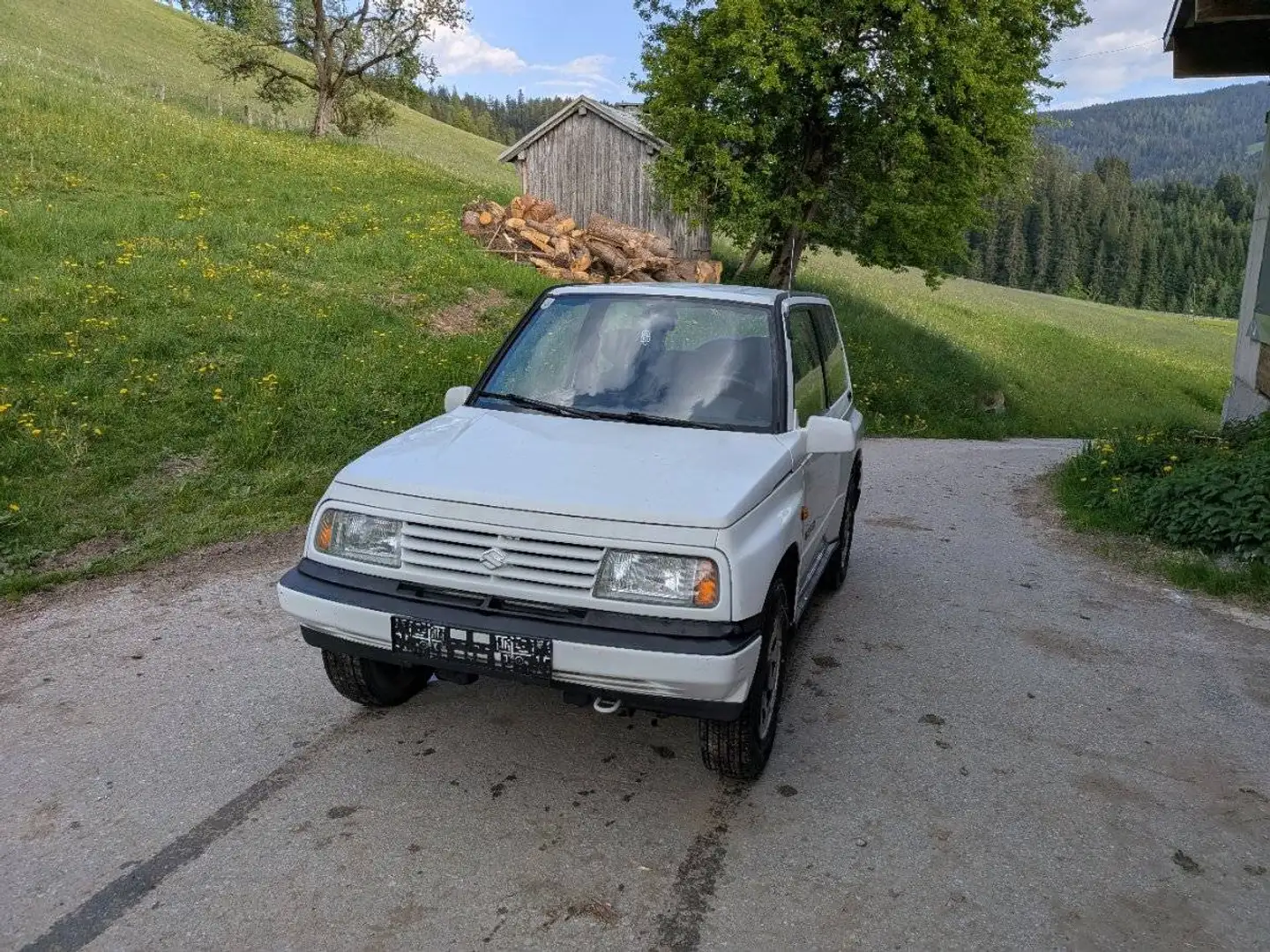Suzuki Vitara Weiß - 2