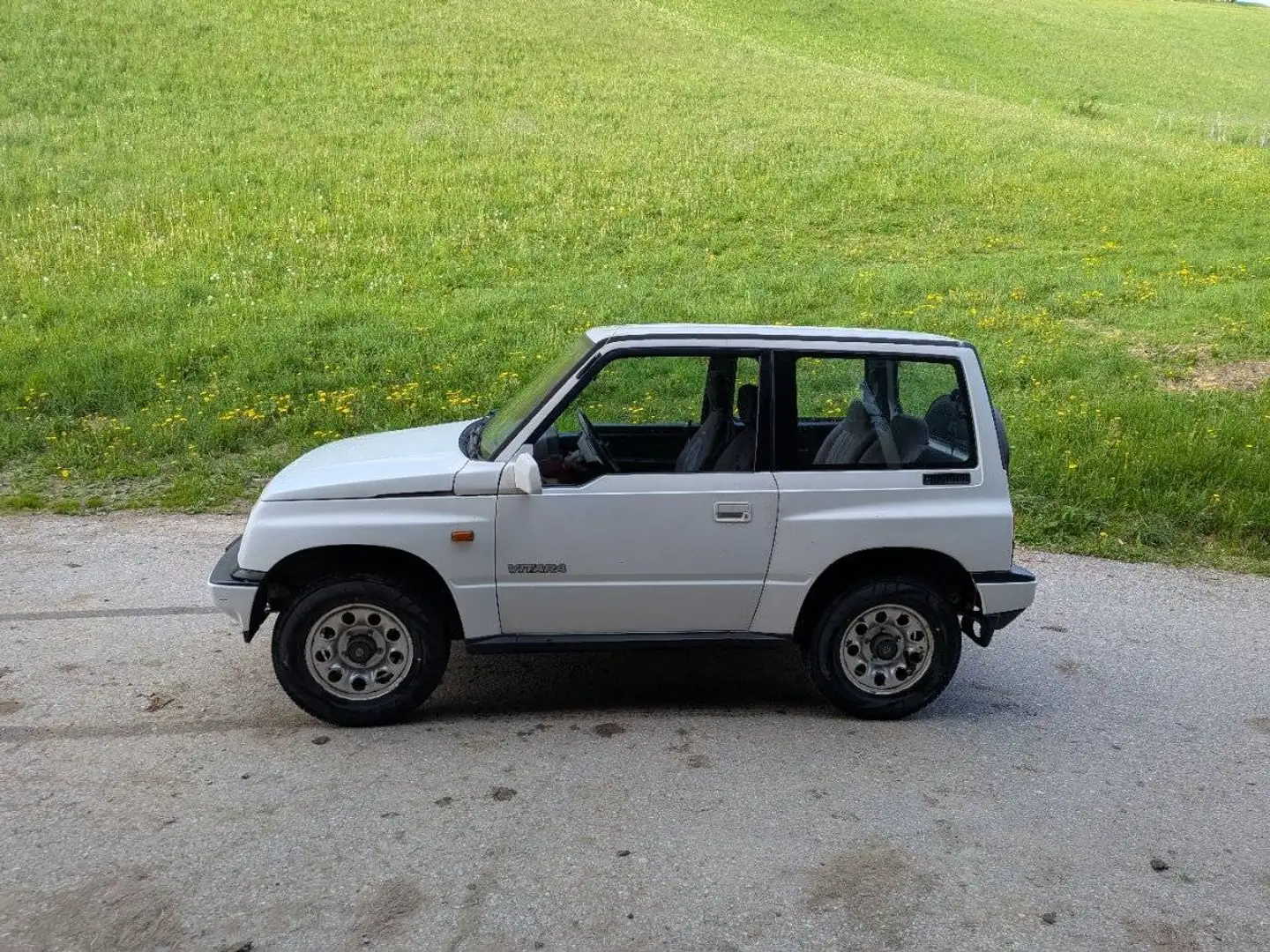 Suzuki Vitara Weiß - 1