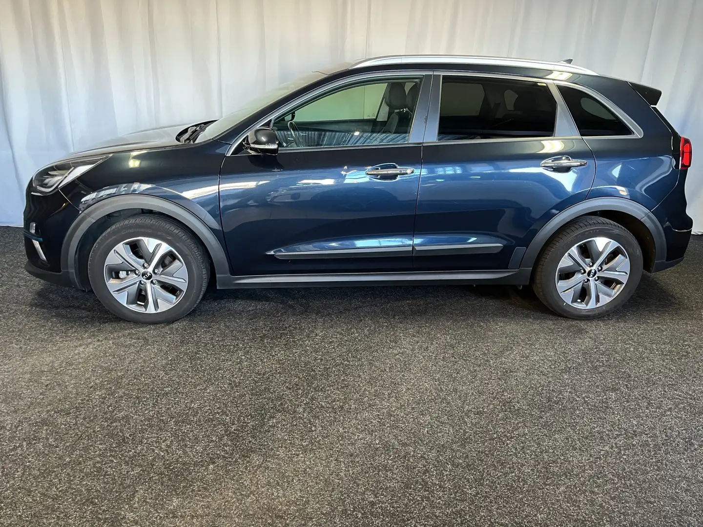 Kia e-Niro ExecutiveLine 64 kWh 1E EIGN/ADAPTIVE/ECC/APPLE/10 Bleu - 2