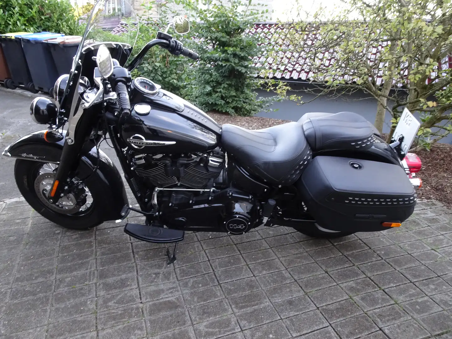 Harley-Davidson Heritage Classic Schwarz - 2