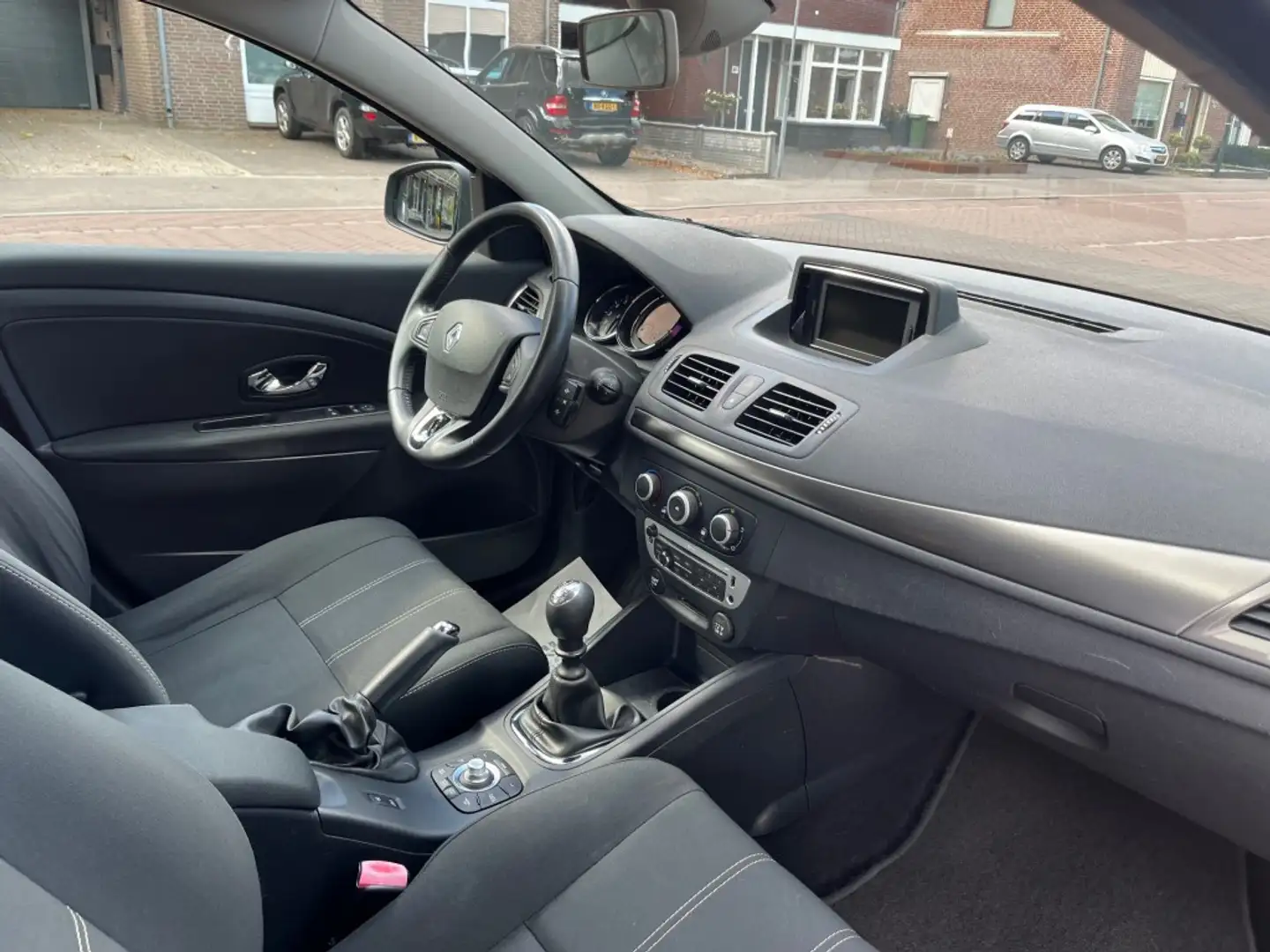 Renault Megane 1.2 TCE EXPRESSION / NAVI / CRUISE CTR. / TREKHAAK Gris - 2