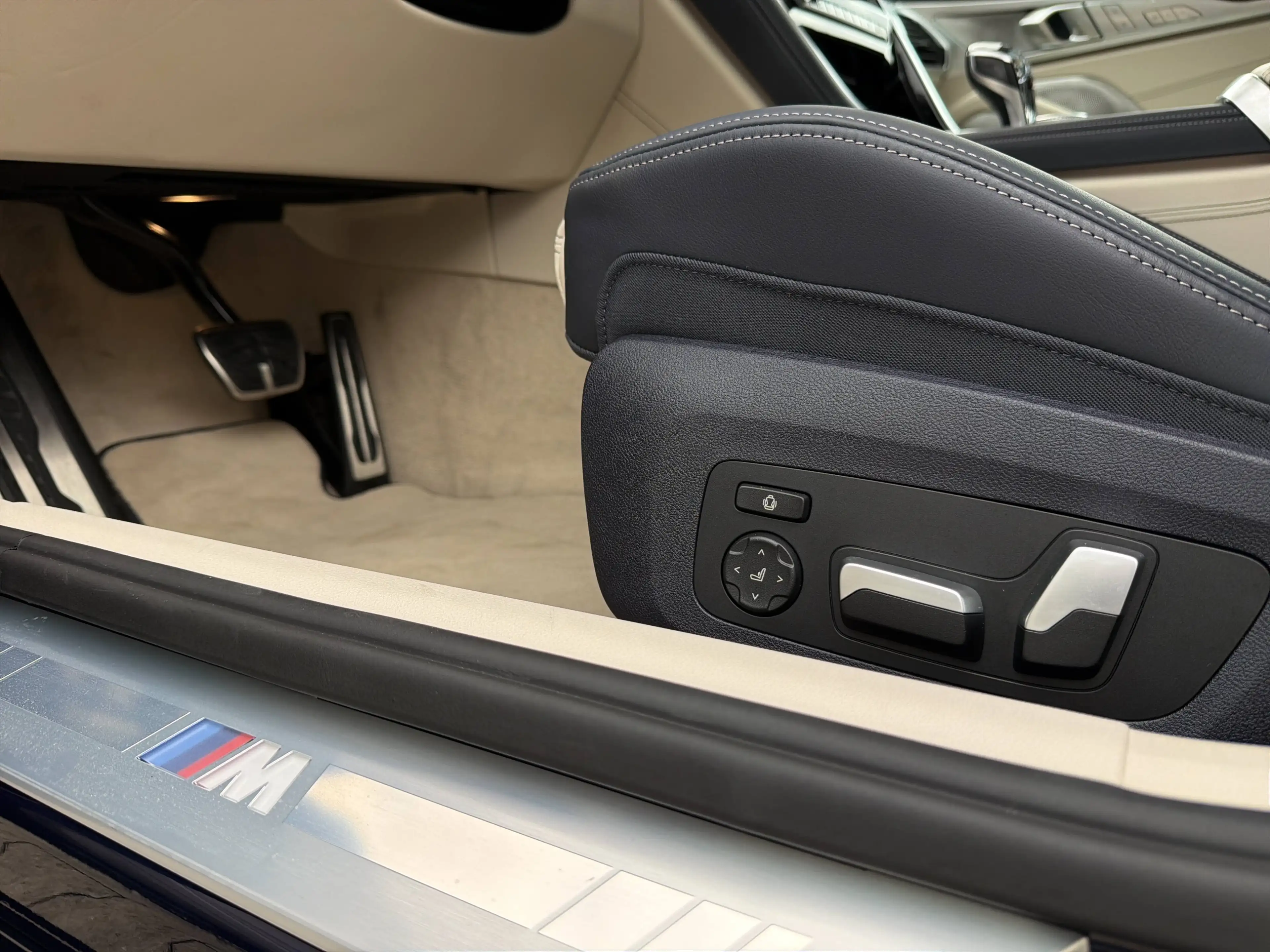 BMW 840 d xDrive Gran Coupé LASER 360° STANDHZ PANO — photo 26