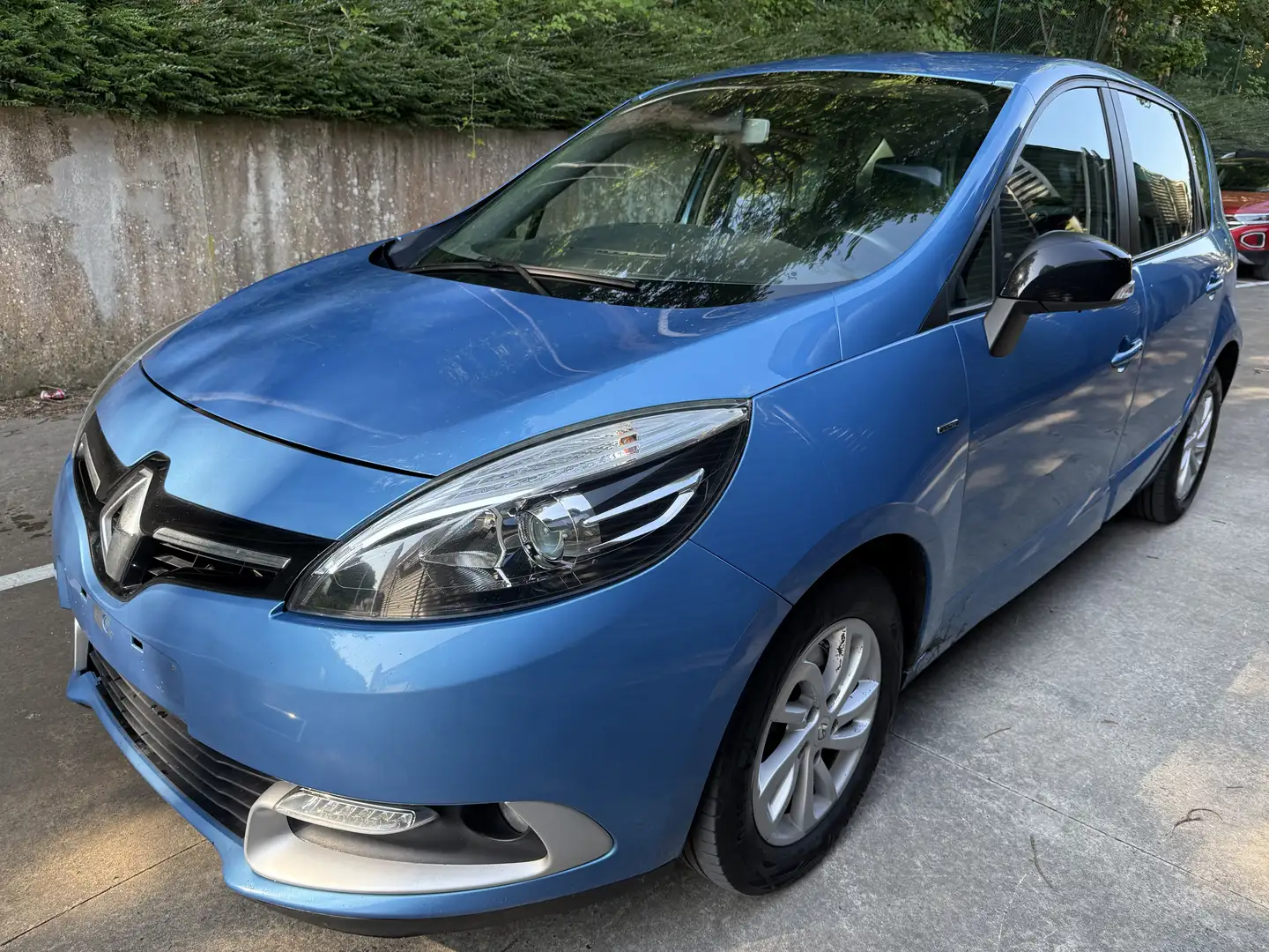 Renault Scenic 1.5 dCi Energy Bose Edition - 1