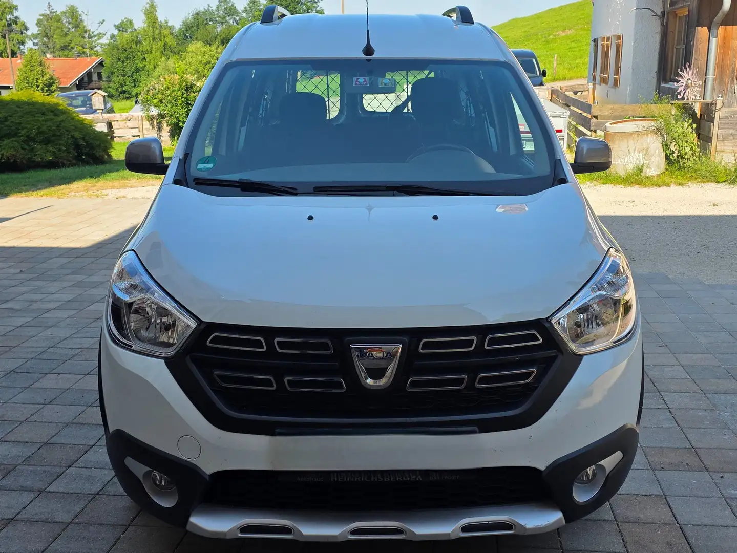 Dacia Dokker Dokker Blue dCi 95 Stepway Plus Weiß - 2