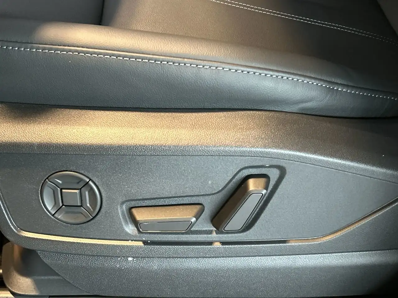 Audi Q5 снимка Audi Q5