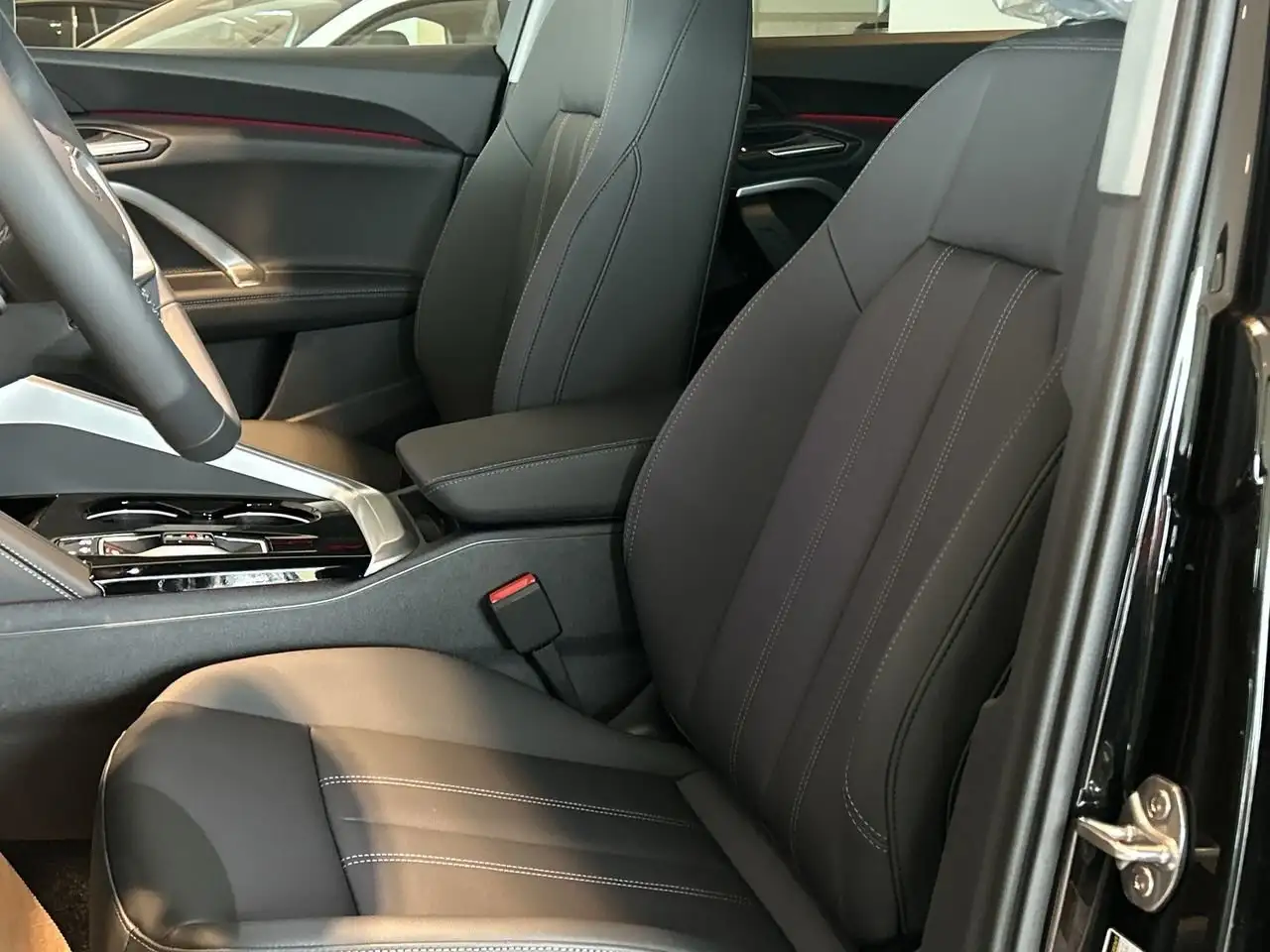 Audi Q5 снимка Audi Q5