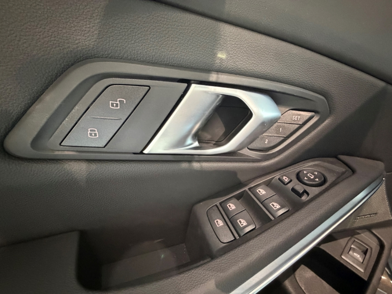 BMW 340 xDrive Touring Sportpaket HUD AD StandHZG AHK-klap — photo 7