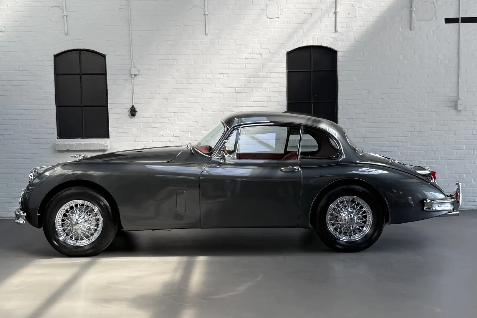 Jaguar XK 150 3.4 FHC 5 Speed Gearbox - Powersteering - Buck Gris - 2
