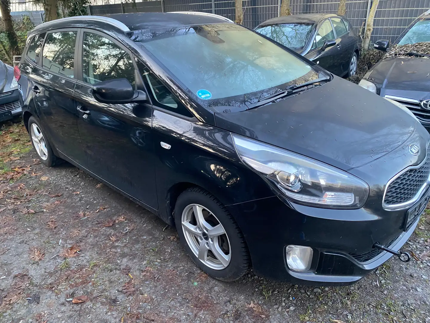 Kia Carens Carens 1.7 CRDi 136 Dream Team Edition Schwarz - 2