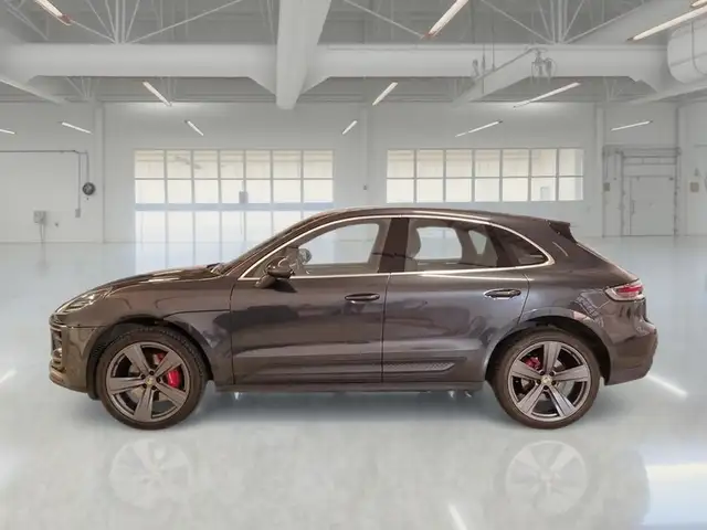 Porsche Macan view 5