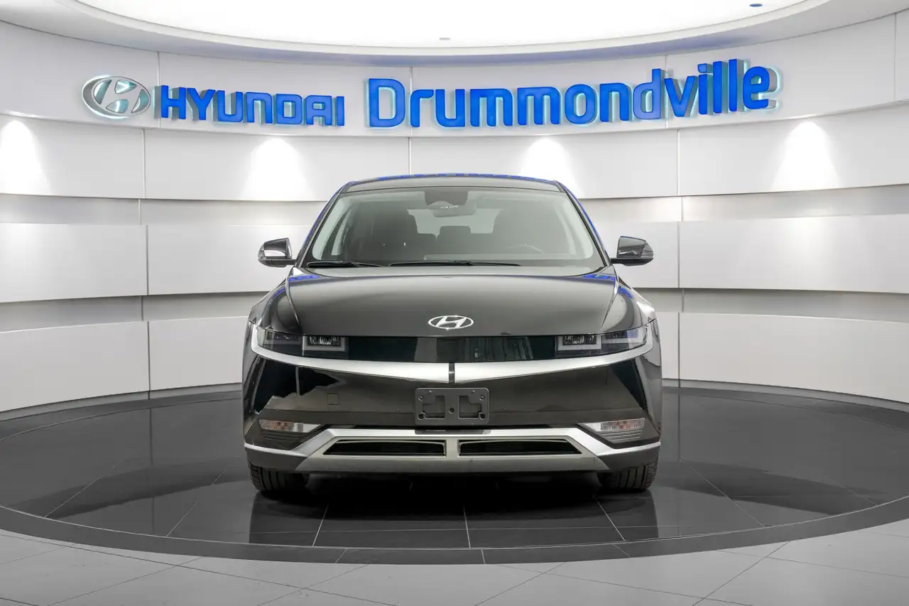 Hyundai IONIQ 5 photo Hyundai IONIQ 5