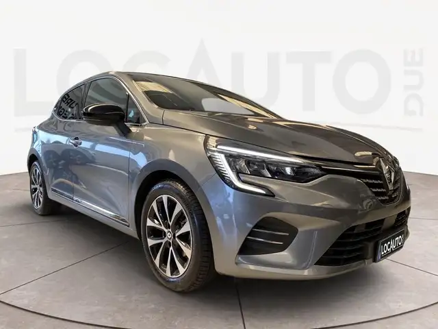 Renault Clio view 3