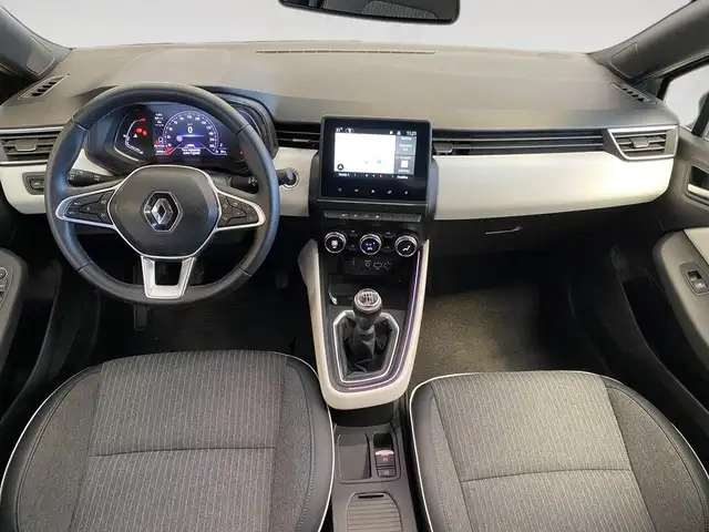 Renault Clio view 6