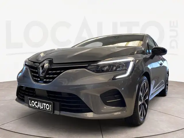 Renault Clio main image