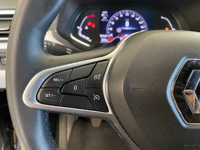Renault Clio view 13