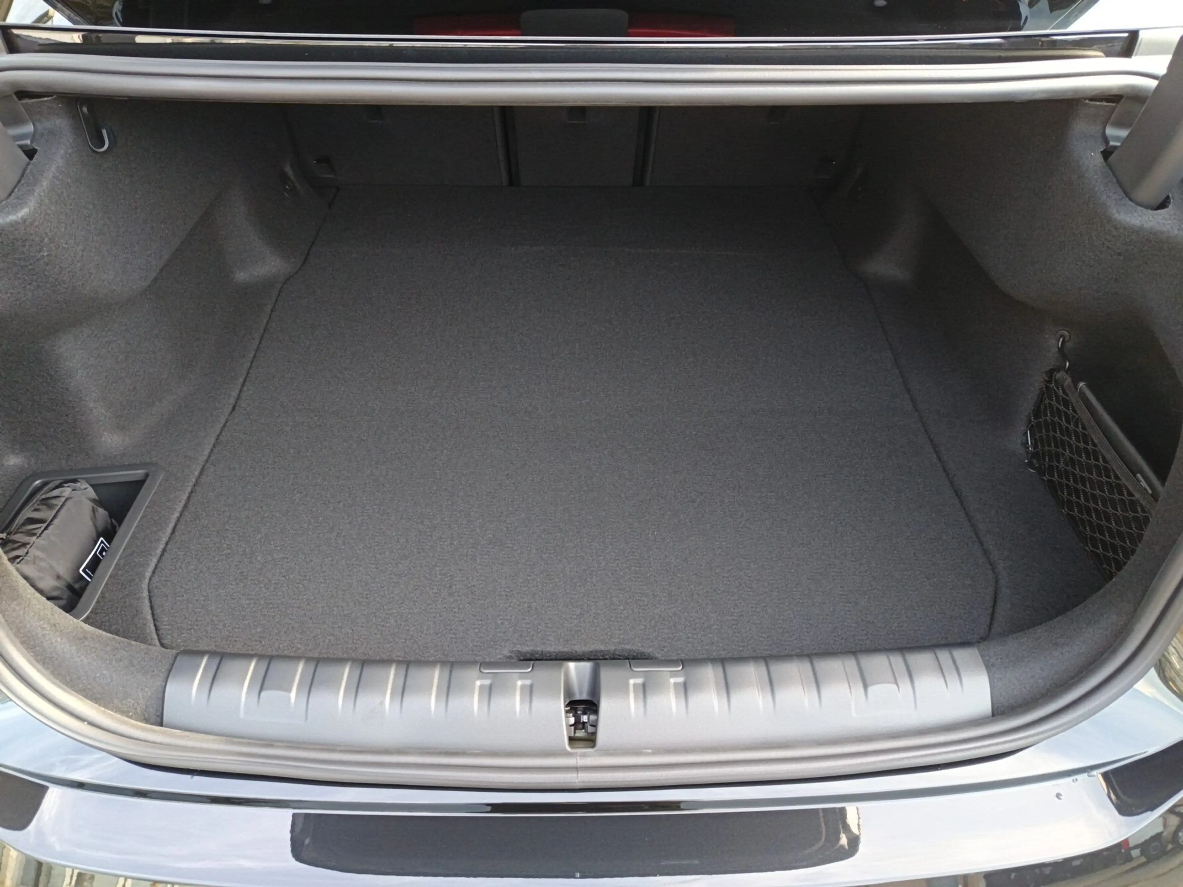 BMW i3 50 xDrive Sportpaket DAB — photo 10