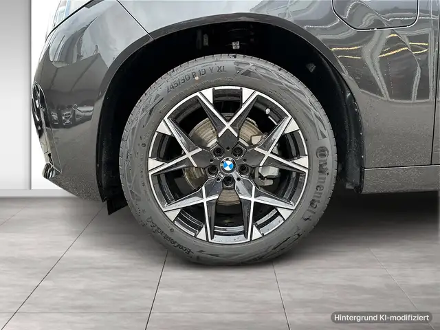 BMW X3 view 7