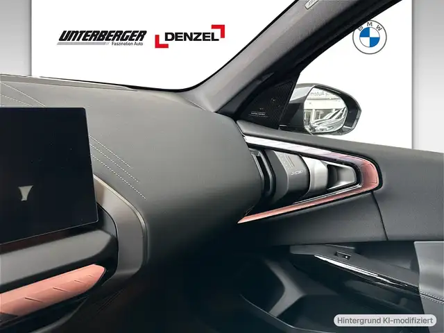 BMW X3 view 8
