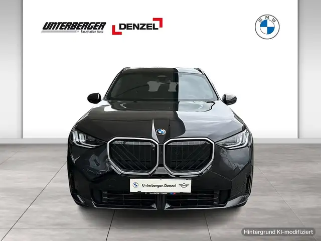 BMW X3 view 3