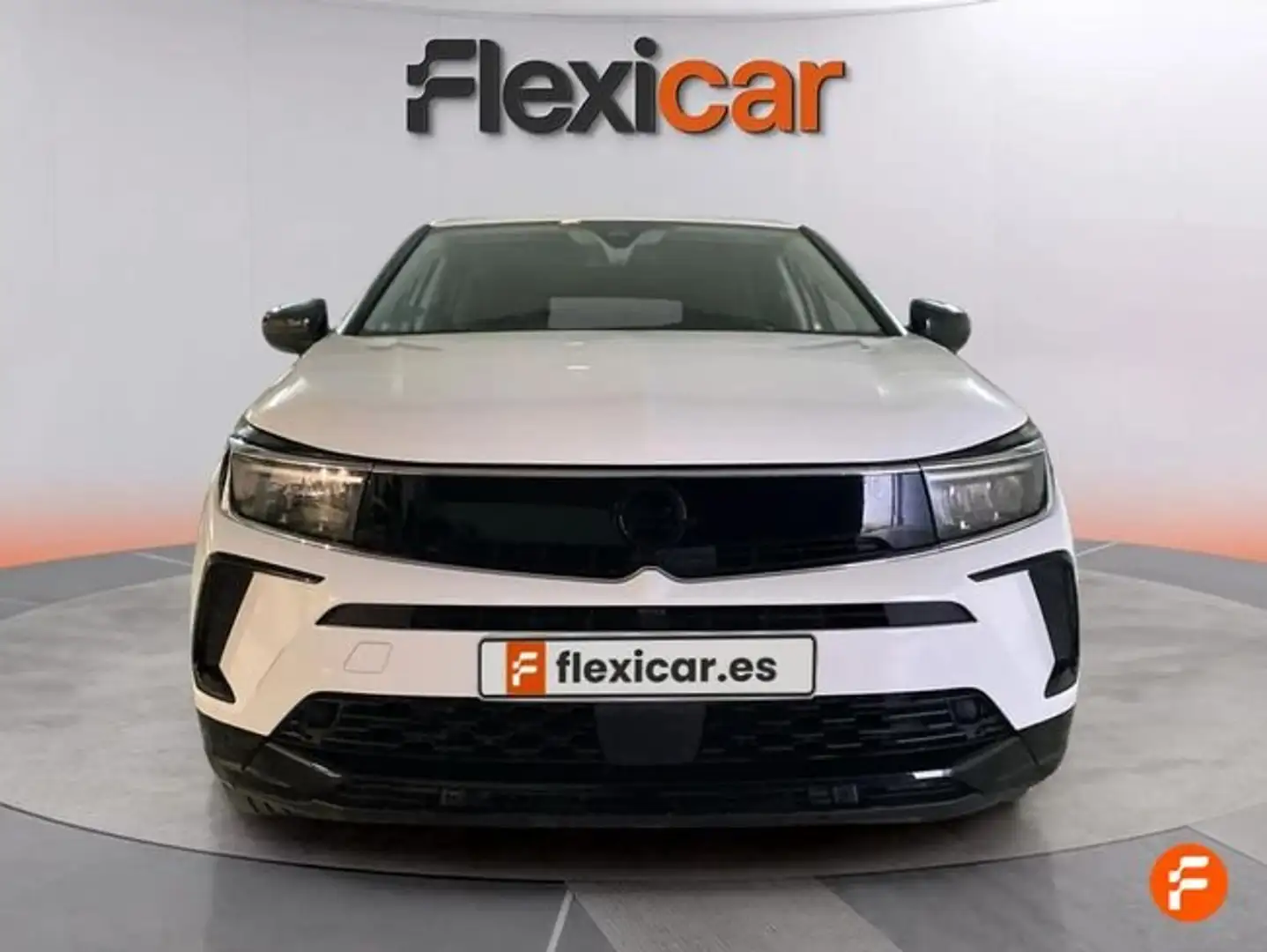 Opel Grandland 1.2 Turbo Design & Tech Blanco - 2