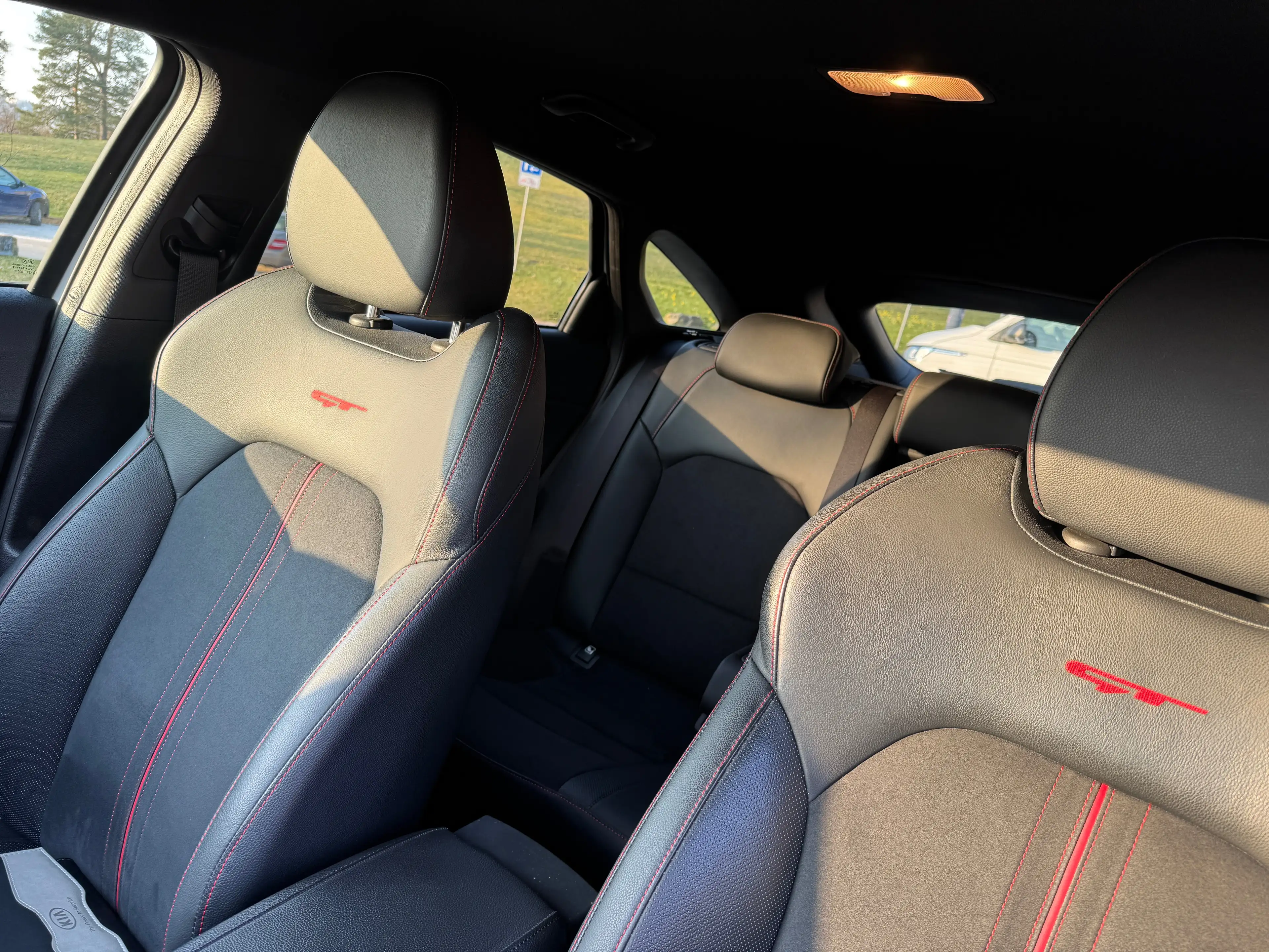 Kia ProCeed / pro_cee'd GT — photo 8