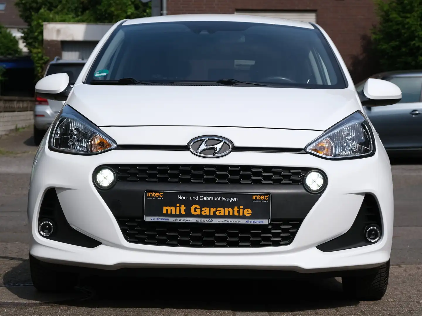 Hyundai i10 Trend Automatik Alu Klima SH SHZ LHZ Garantie Bílá - 2