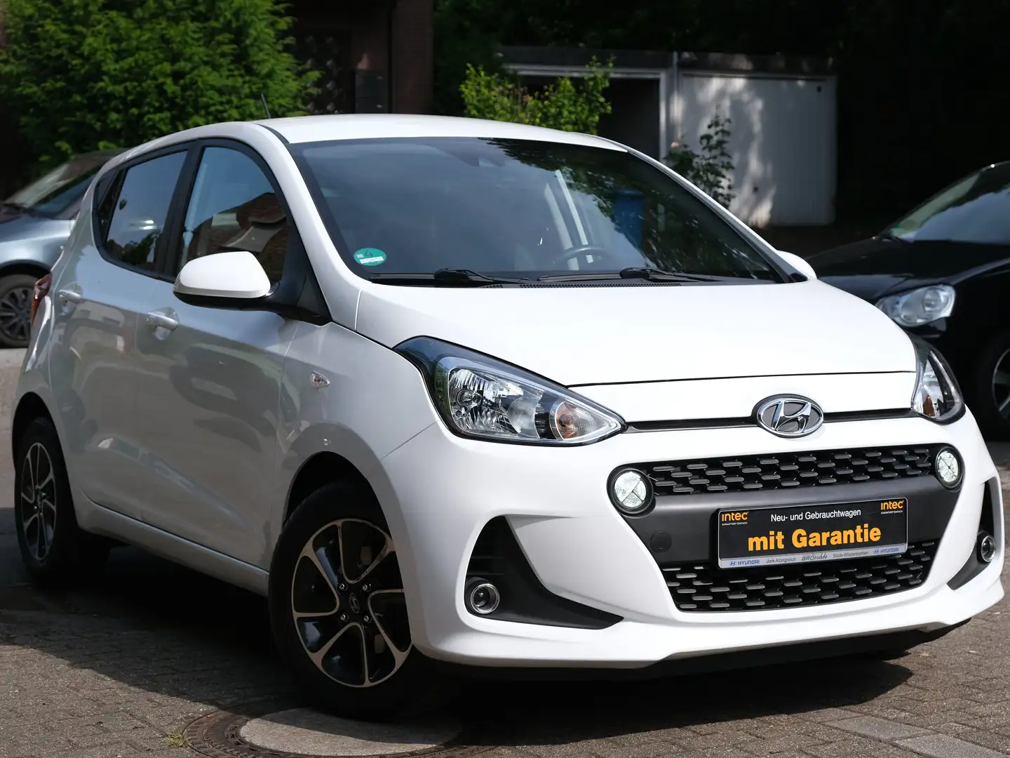 Hyundai i10 Trend Automatik Alu Klima SH SHZ LHZ Garantie Bílá - 1