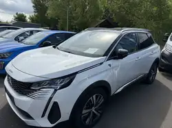 Peugeot 3008 Hybrid 225 (Plug In) EAT8 Road Trip LED NAVI AHZV
