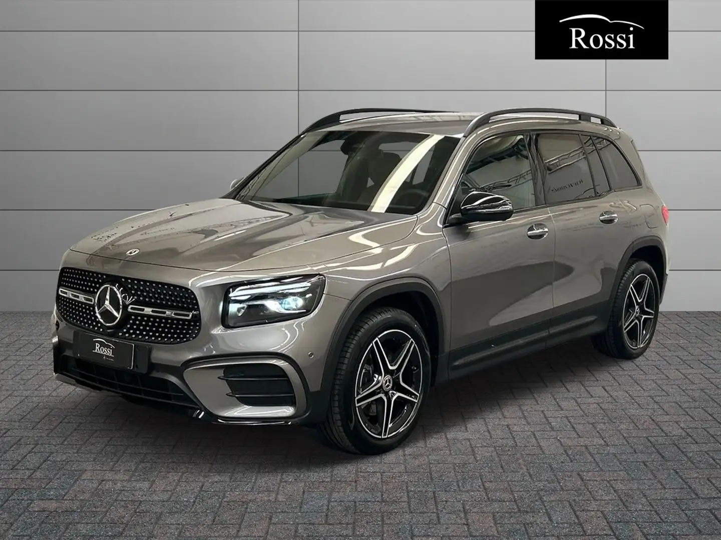Mercedes-Benz GLB 200 d Automatic Gris - 1