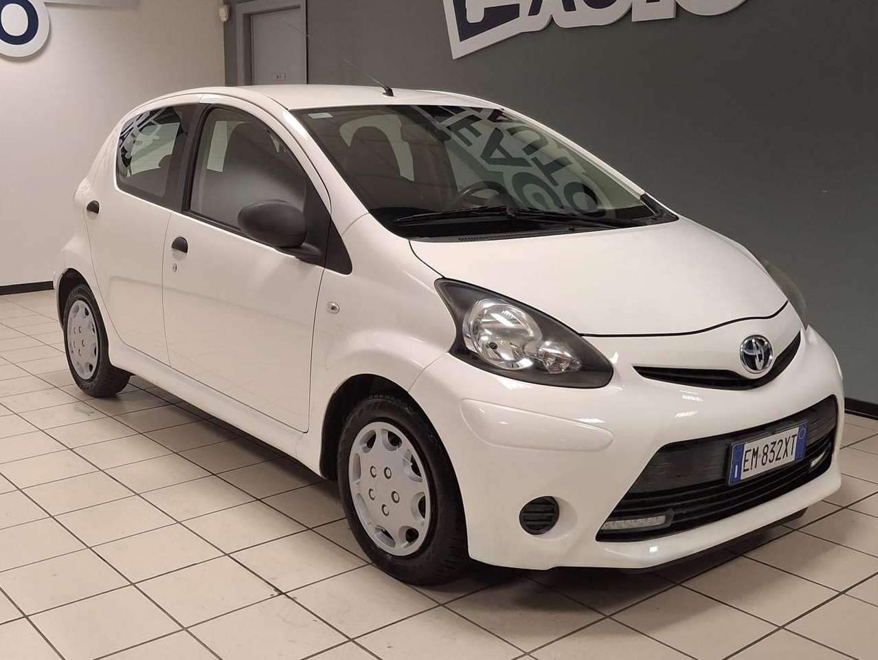 Toyota Aygo Aygo I 2012 5p 1.0 Active connect