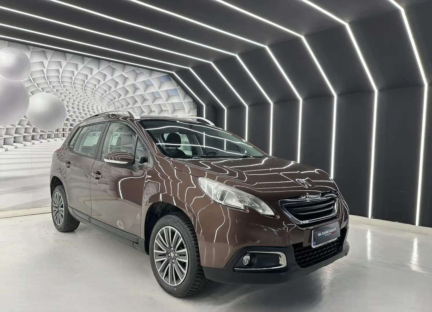 Peugeot 2008 2008 1.4 hdi 8v Active 68cv Marrone - 2