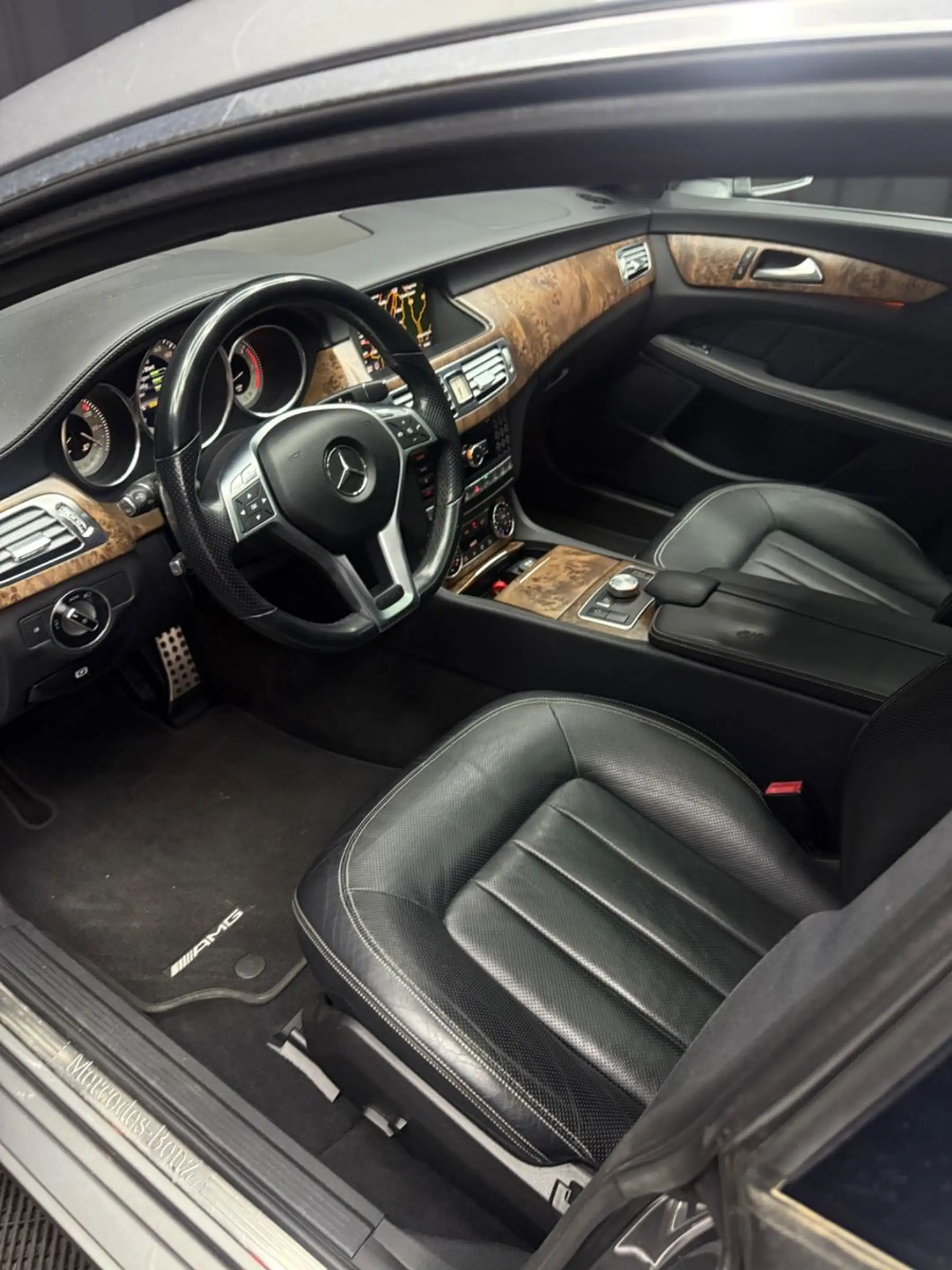 Mercedes-Benz CLS CLS 350 CDI Shooting Brake*AMG LINE*S-DACH*R-KAM — photo 10