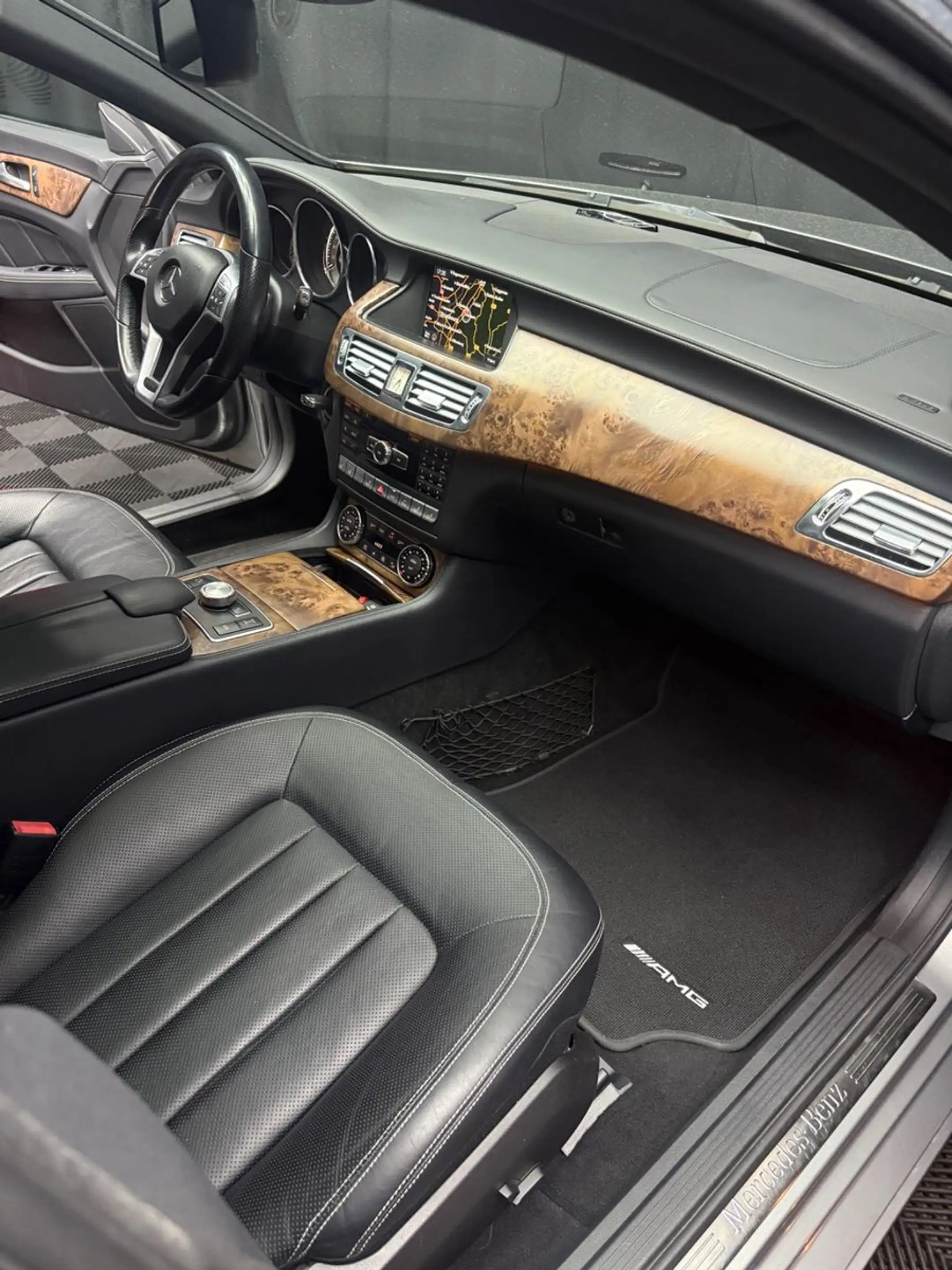 Mercedes-Benz CLS CLS 350 CDI Shooting Brake*AMG LINE*S-DACH*R-KAM — photo 11