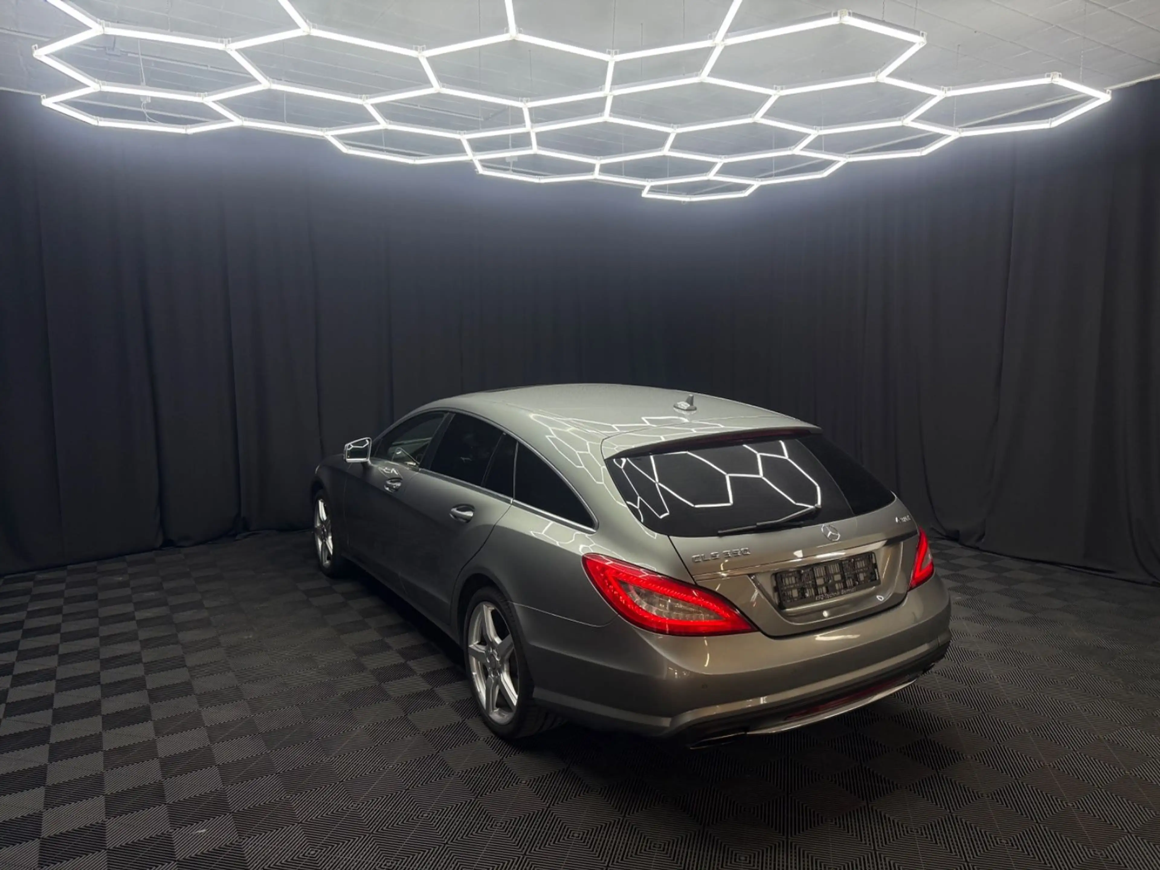 Mercedes-Benz CLS CLS 350 CDI Shooting Brake*AMG LINE*S-DACH*R-KAM — photo 5