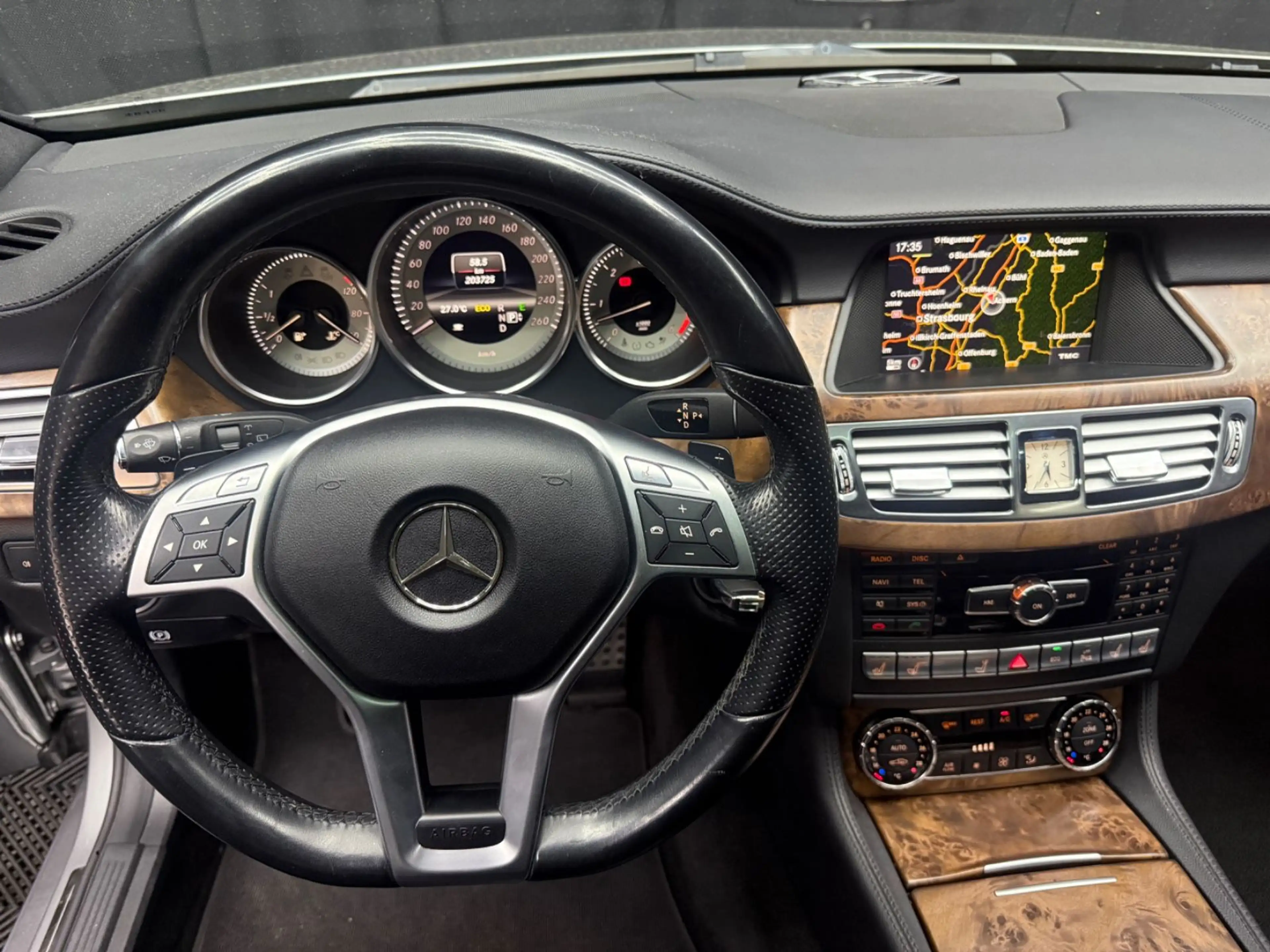Mercedes-Benz CLS CLS 350 CDI Shooting Brake*AMG LINE*S-DACH*R-KAM — photo 15