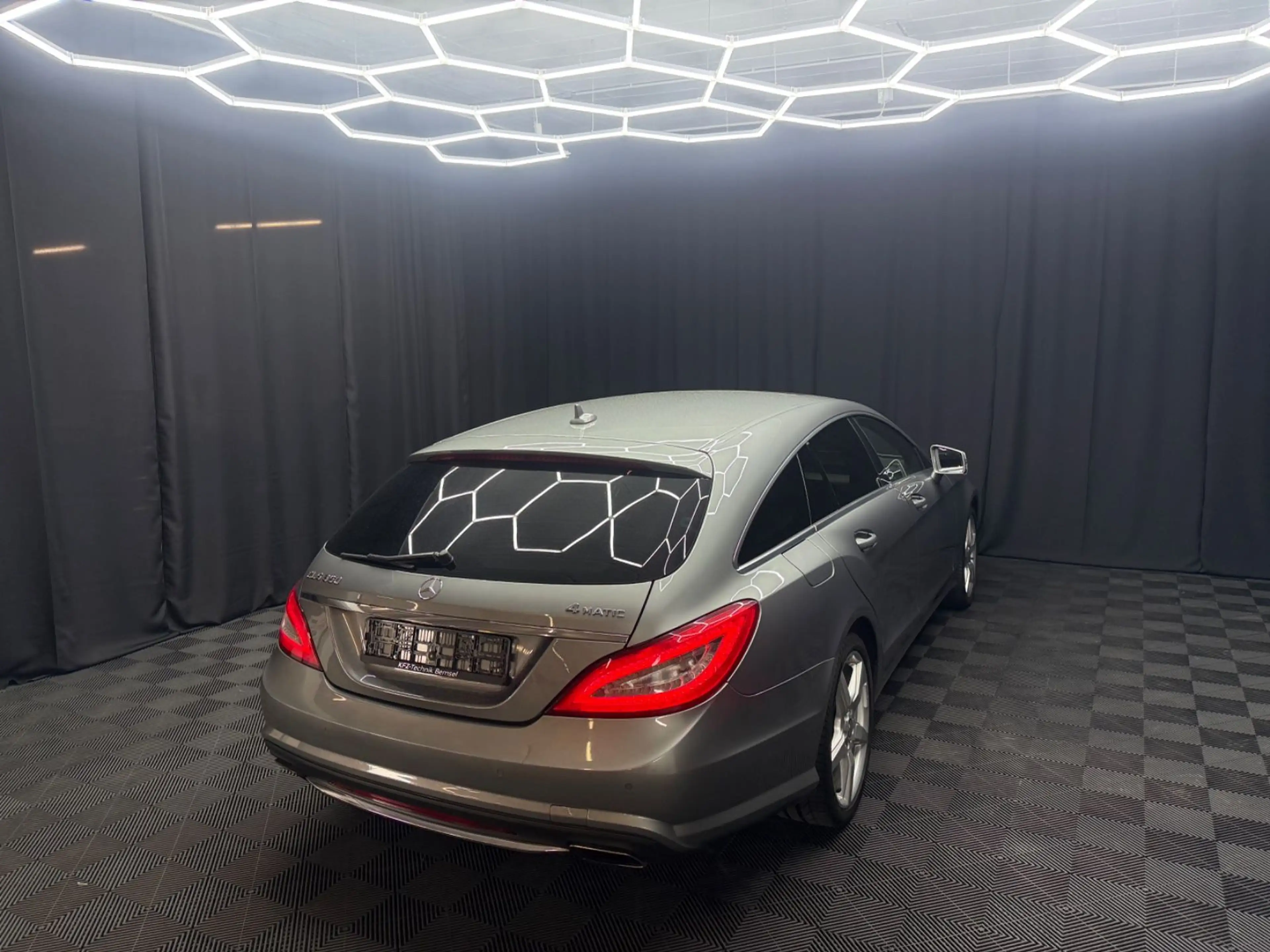 Mercedes-Benz CLS CLS 350 CDI Shooting Brake*AMG LINE*S-DACH*R-KAM — photo 7